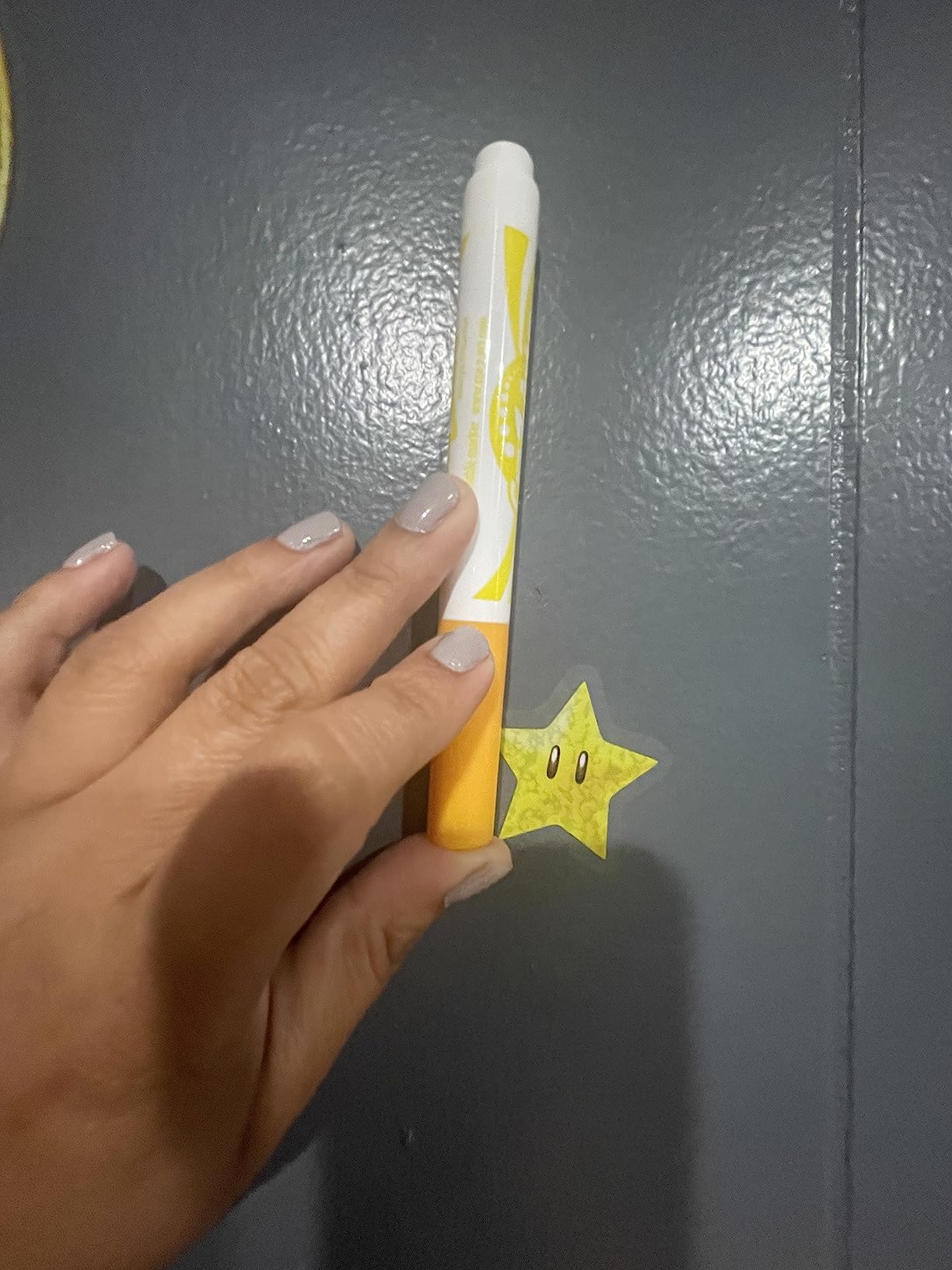 $2/mo - Finance RoomMates RMK5224SCS Super Mario Character Peel and ...