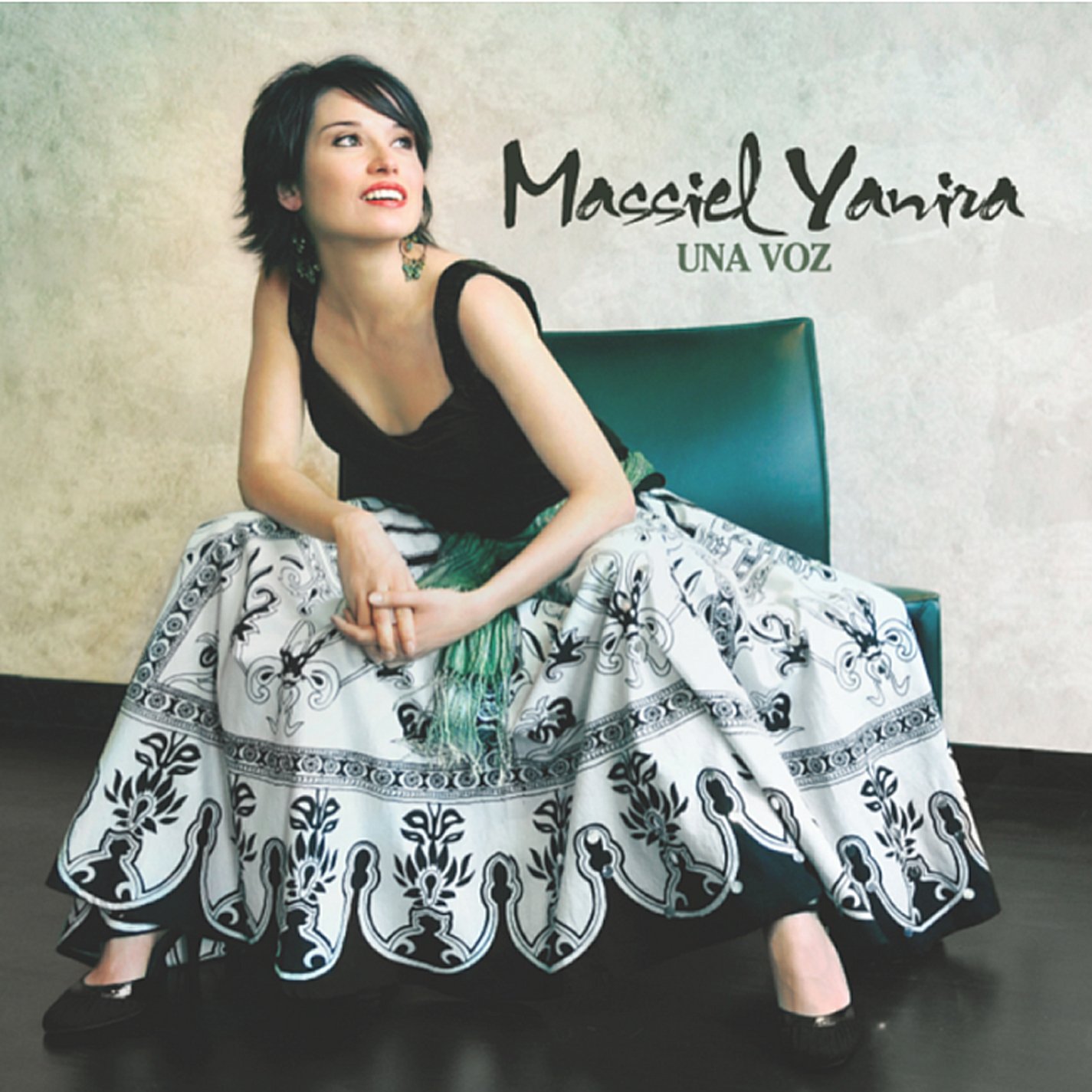 Una Voz [Audio CD] Massiel Yanira and Yanira Massiel