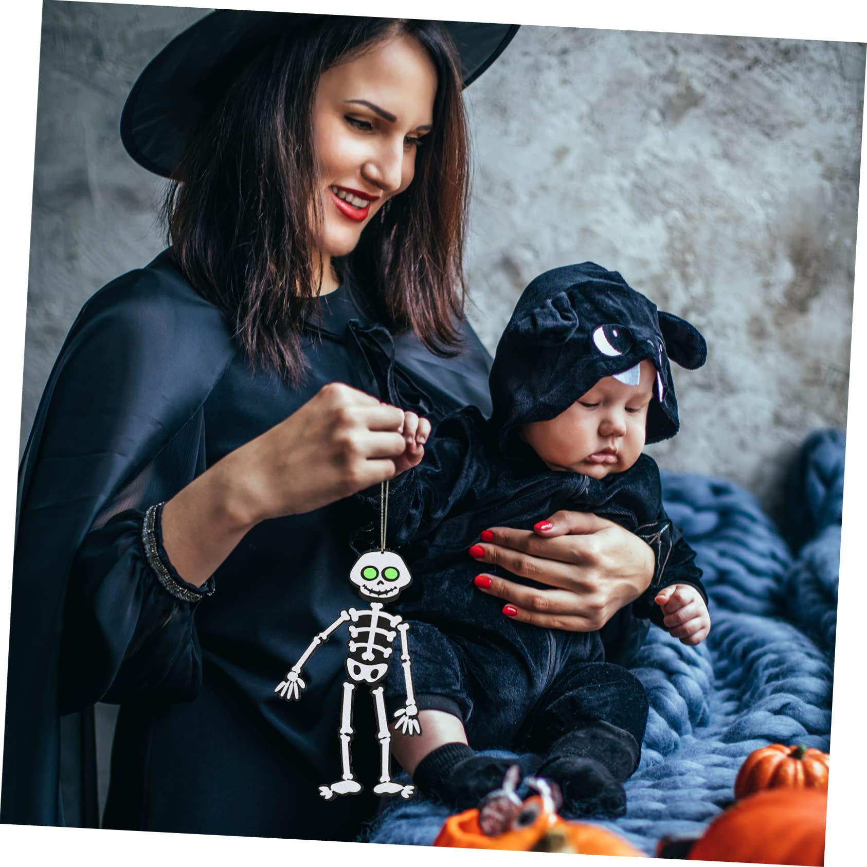 ibasenice 16pezzi Decorazioni Di Halloween Feltro Pendenti Spaventosi Con Strega e Scheletro Per Feste e Addobbi Festivi Leggeri e Facili Da Appendere Per Casa e Giardino