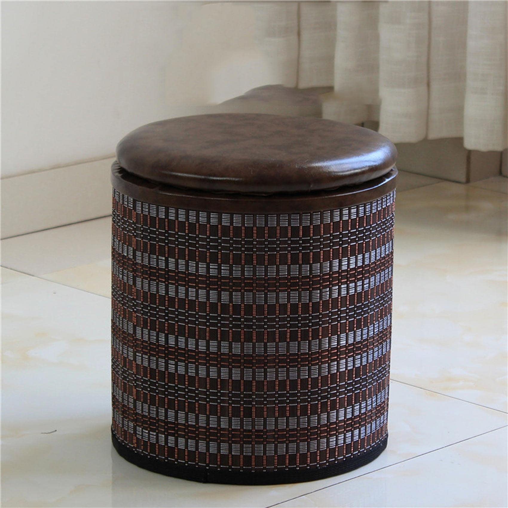 Tabouret à langer et pouf de salon pour des moments de détente cocooning