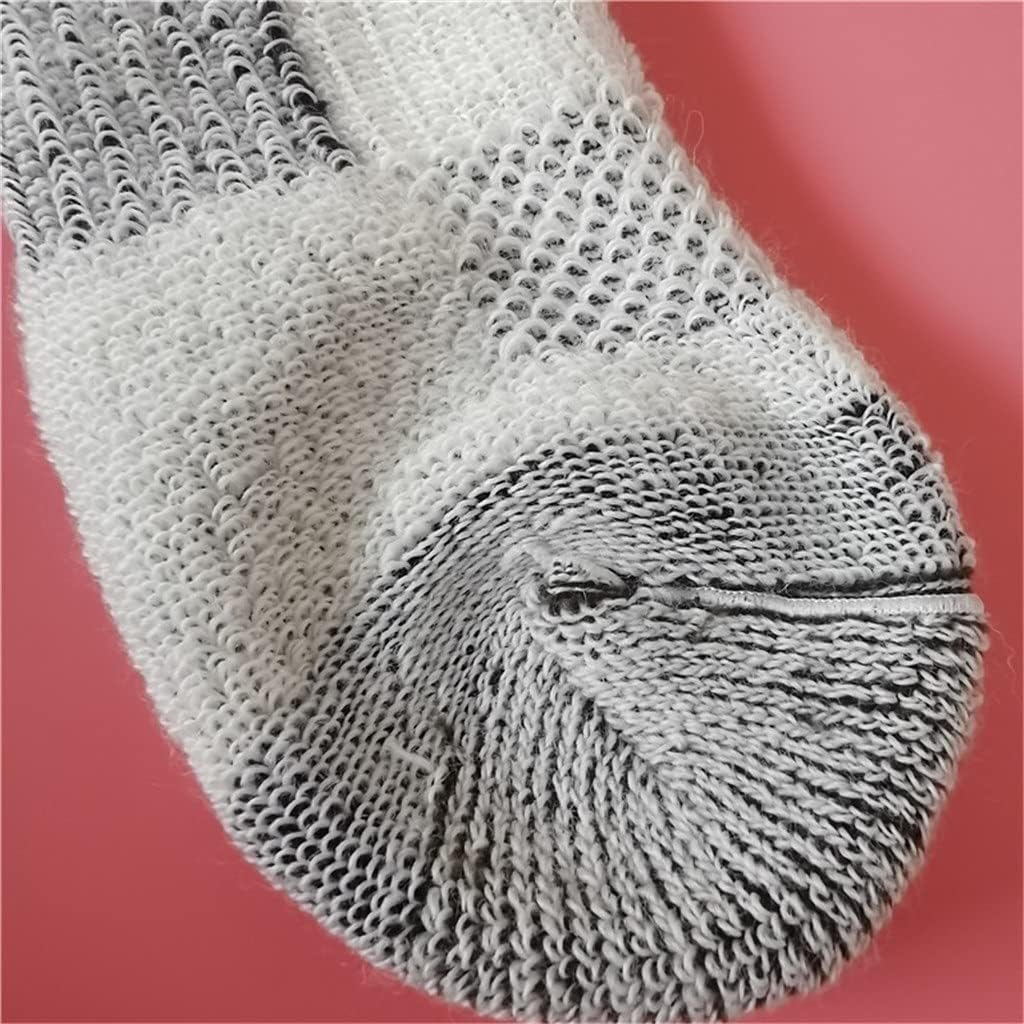 HBJWOV 3 Pairs Mens Wool Socks Hiking Crew Work Socks Thermal Warmest