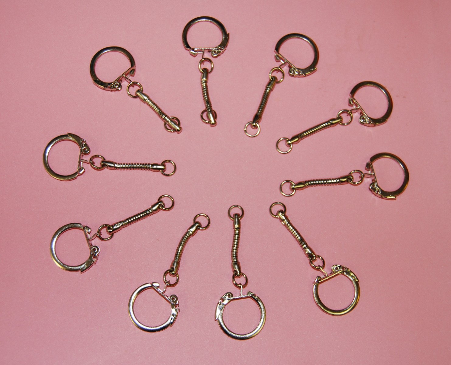 celloexpress Pack of 10-19mm Silver Locking Clasp with Snakechain - Round Ring with Locking Clasp & Snakechain for Keyrings and Craft Making