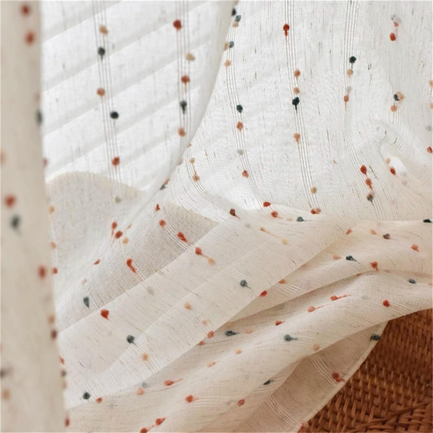 HaraDeco Cortina con Pompones de Colores, Cortinas Dormitorio Salón Blanco Visillo Translúcida para Ventanas, Cortinas con Pompones de Paneles con Ojales (Colorido, 140x260cm)