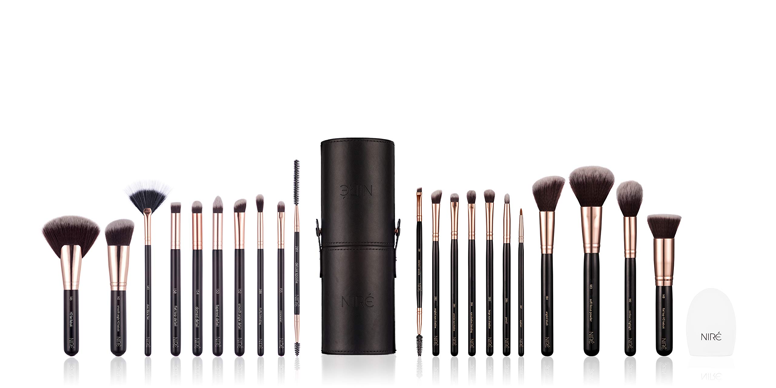 Astrid Warrior Goddess Makeup-Pinsel Set - 14 Teile Inkl. Halter, Vegan, Für Gesicht & Augen