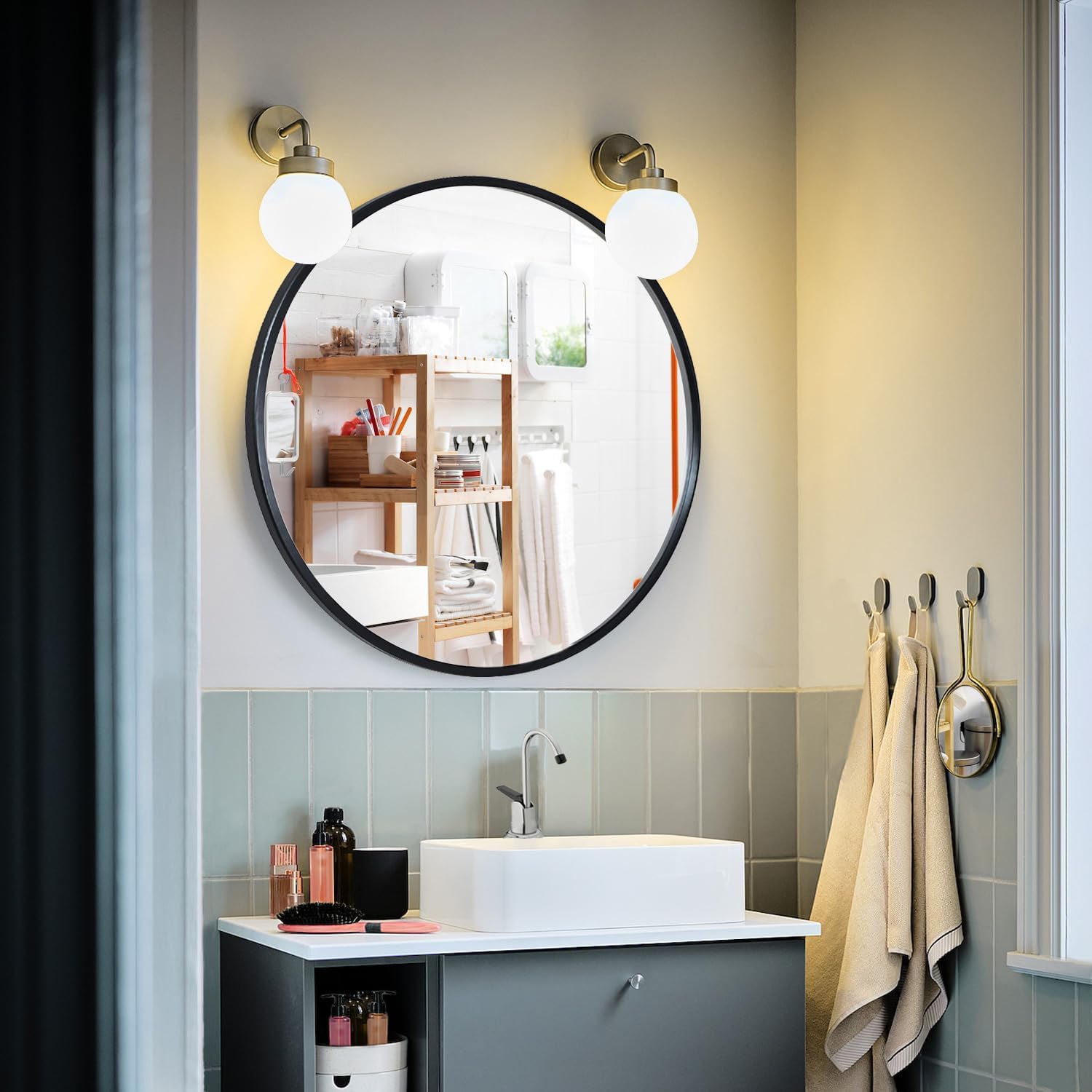 Round Mirror, Black Round Mirror 30 inch, Round Wall Mirror with Metal Frame, Round Bathroom Mirror, Decorative Circle Mirrors for Bedroom, Entryway, Living Room, Vanity, Hallway (Black)