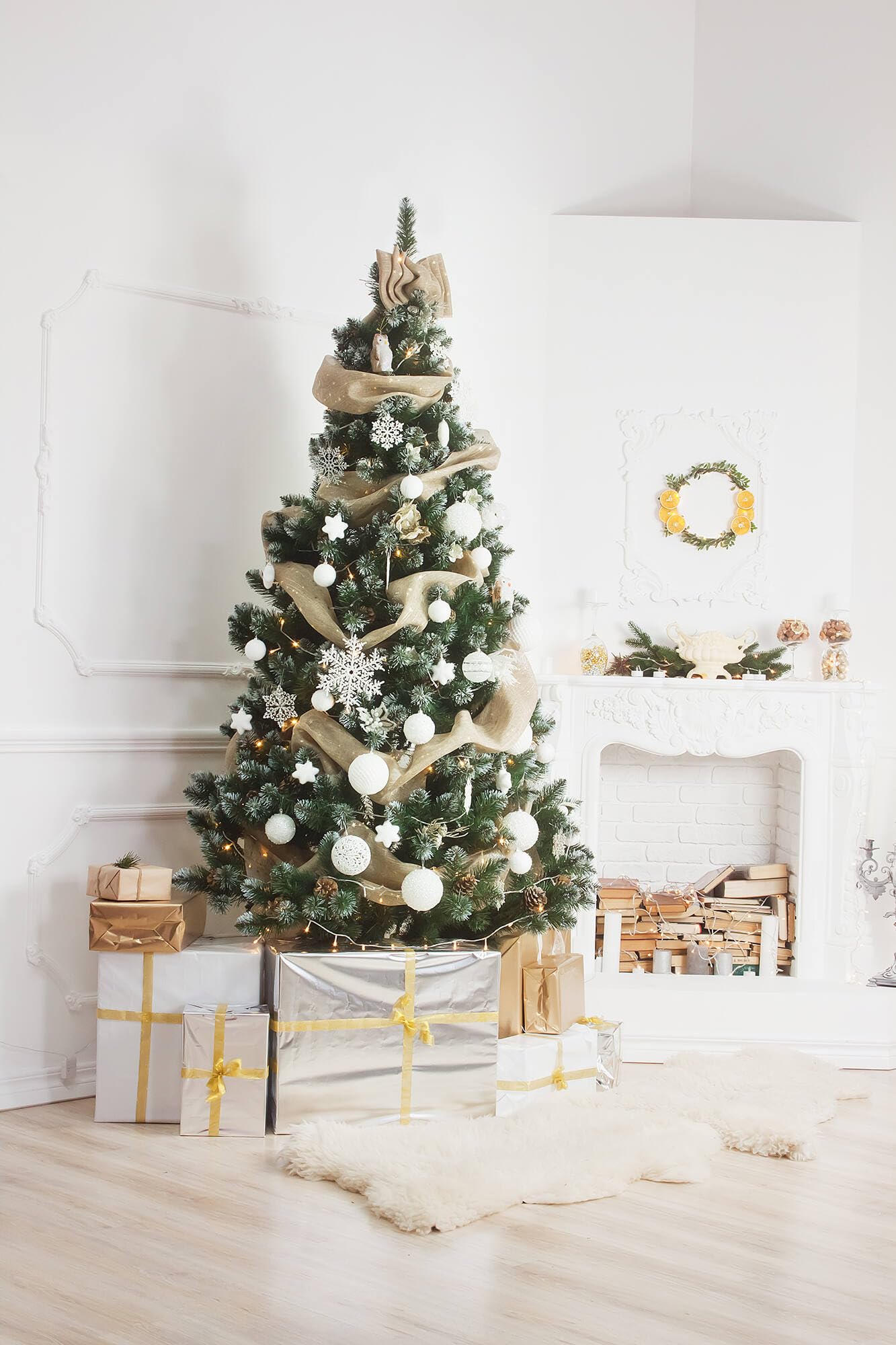 Dmora - Sapin de Noël Edimburgo, Sapin artificiel extra épais, véritable Sapin effet PVC, 500 branches, hauteur 180 cm