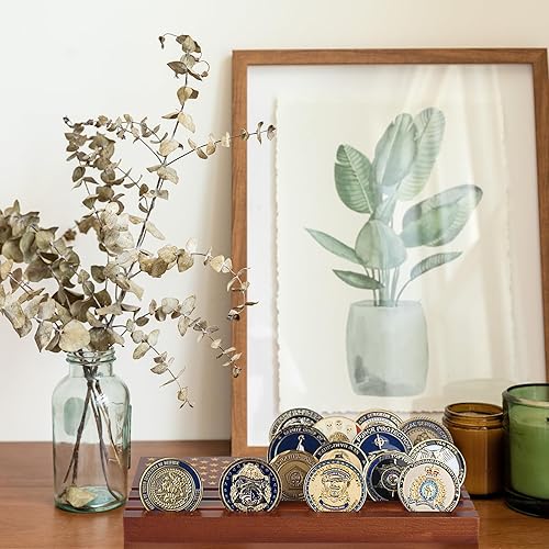 Miniatura 5 de Samplife Estante para monedas, soporte de exhibición de monedas de desafío, estantes de madera del ejército coleccionables, soporte para monedas con