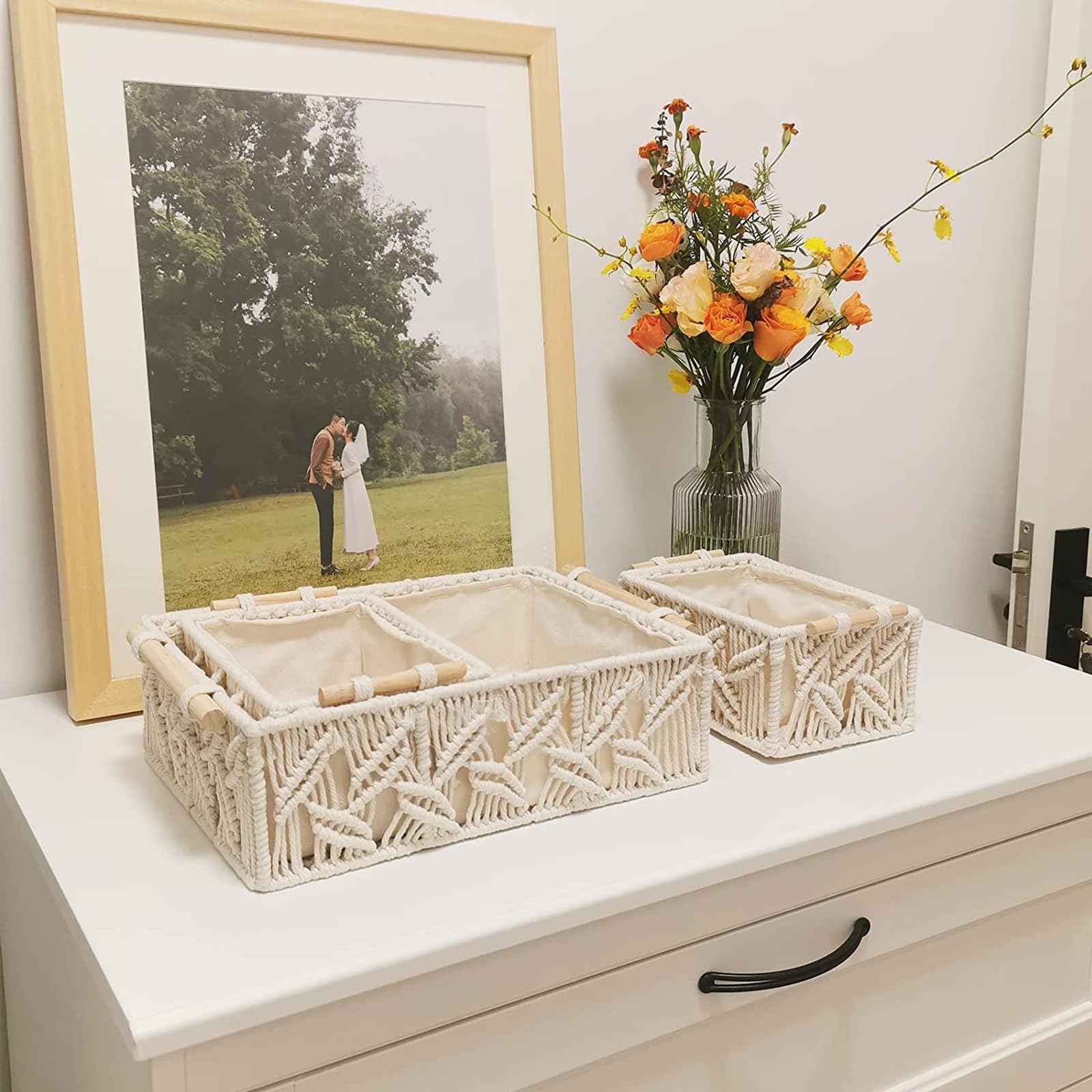 Juego de 3 cestas de almacenamiento tejidas de macramé con asas de madera, cajas estilo cajas para dormitorio, sala de estar y decoración de encimera