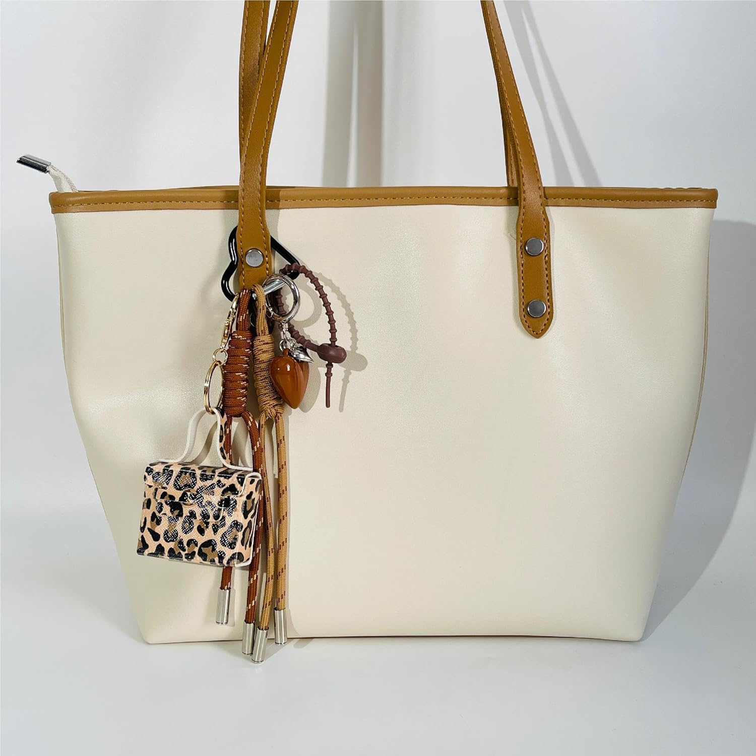 LRTJ Mini Bucket Keychain,Leather Bag Charms for Handbag,Cute Heart Purse Charms for Tote Bag for Women - Image 2