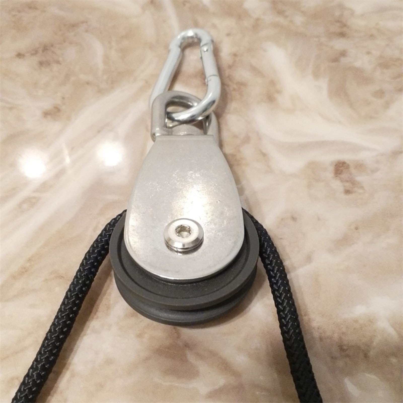 Attrezzatura da Allenamento per Uso Domestico, Attacco per Macchina per Cavi con Corda per tricipiti, Impugnatura a Spirale conica con impugnature ergonomiche in Gomma Antiscivolo,