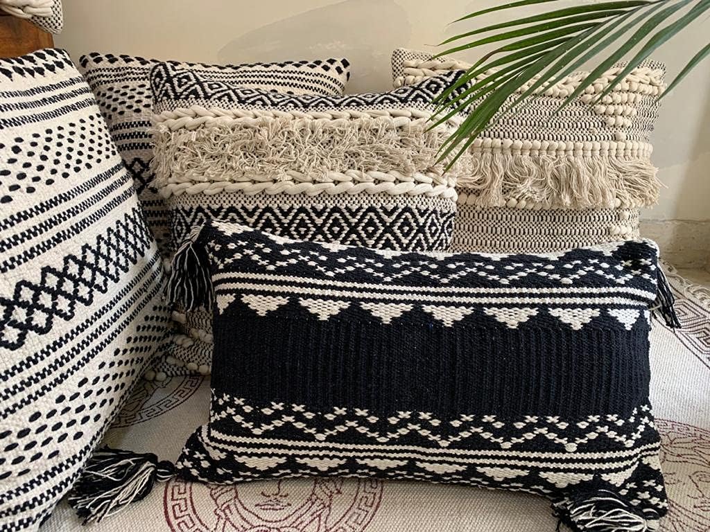 Set of 2 Boho Throw Pillow Covers for Couch, 18 x 18 Inch Cotton Hand-Woven Tufted Decorative Pillows Covers Bedroom Living Room, Farmhouse Color: Natural Set of 2