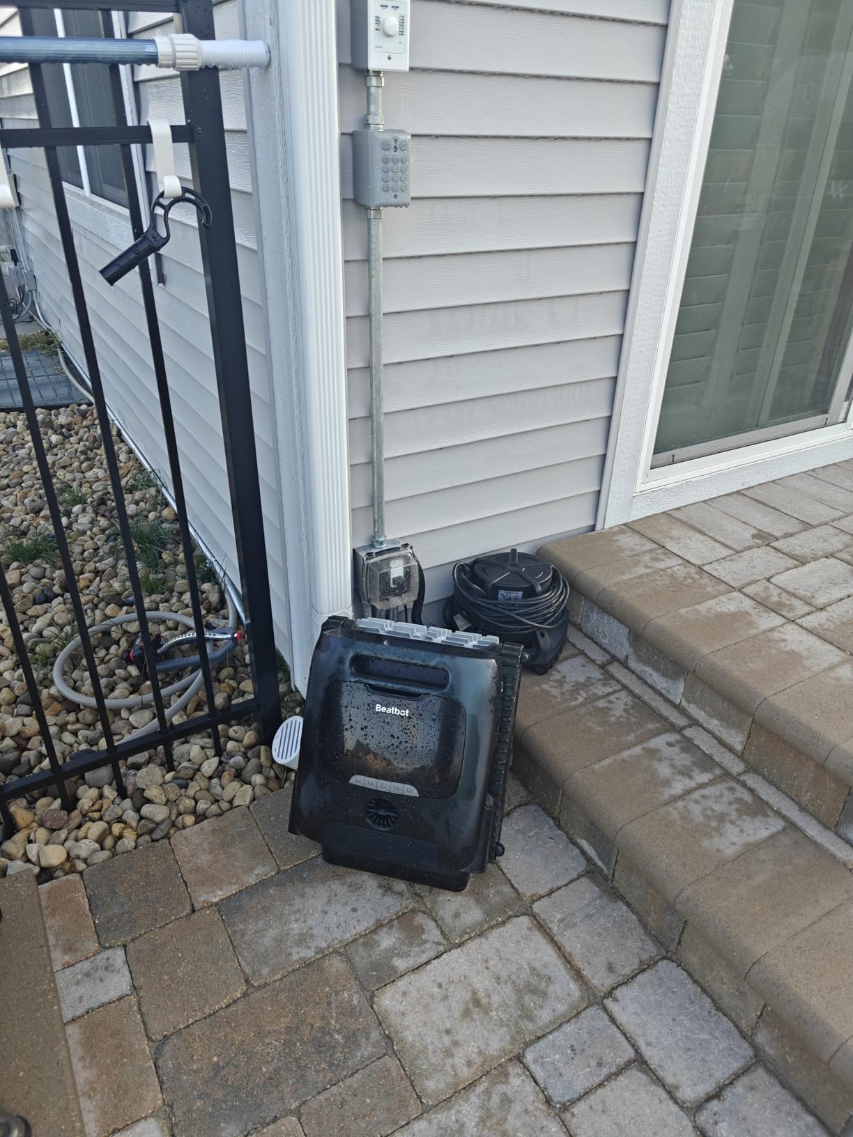 5-in-1 cleaning features of AquaSense 2 Pro