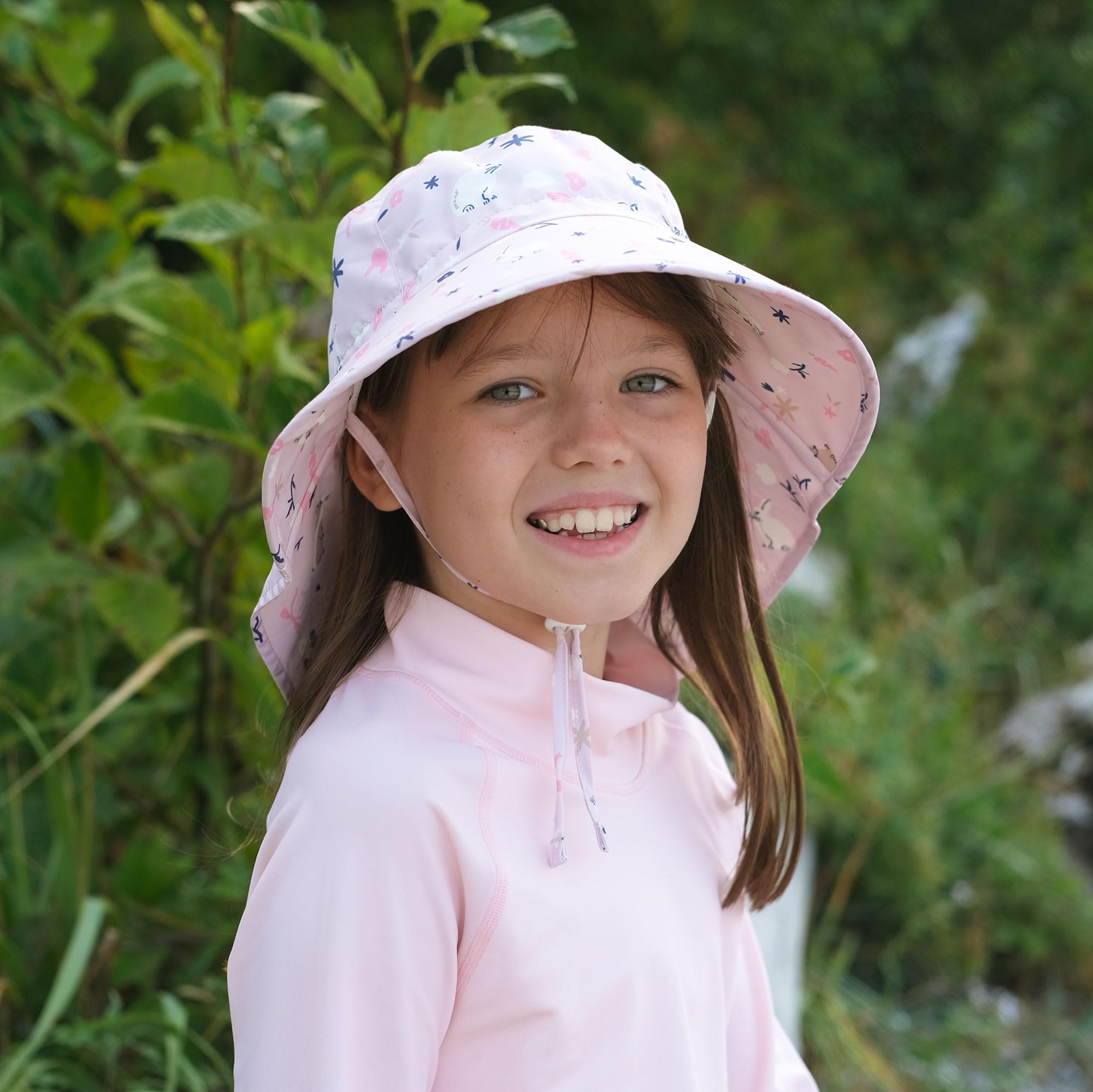 Jan & Jul Chapeau de soleil à séchage rapide pour filles avec protection du cou pour la natation, chapeau de plage pour tout-petits et enfants (L: 2-5 ans, lapin et fleurs)