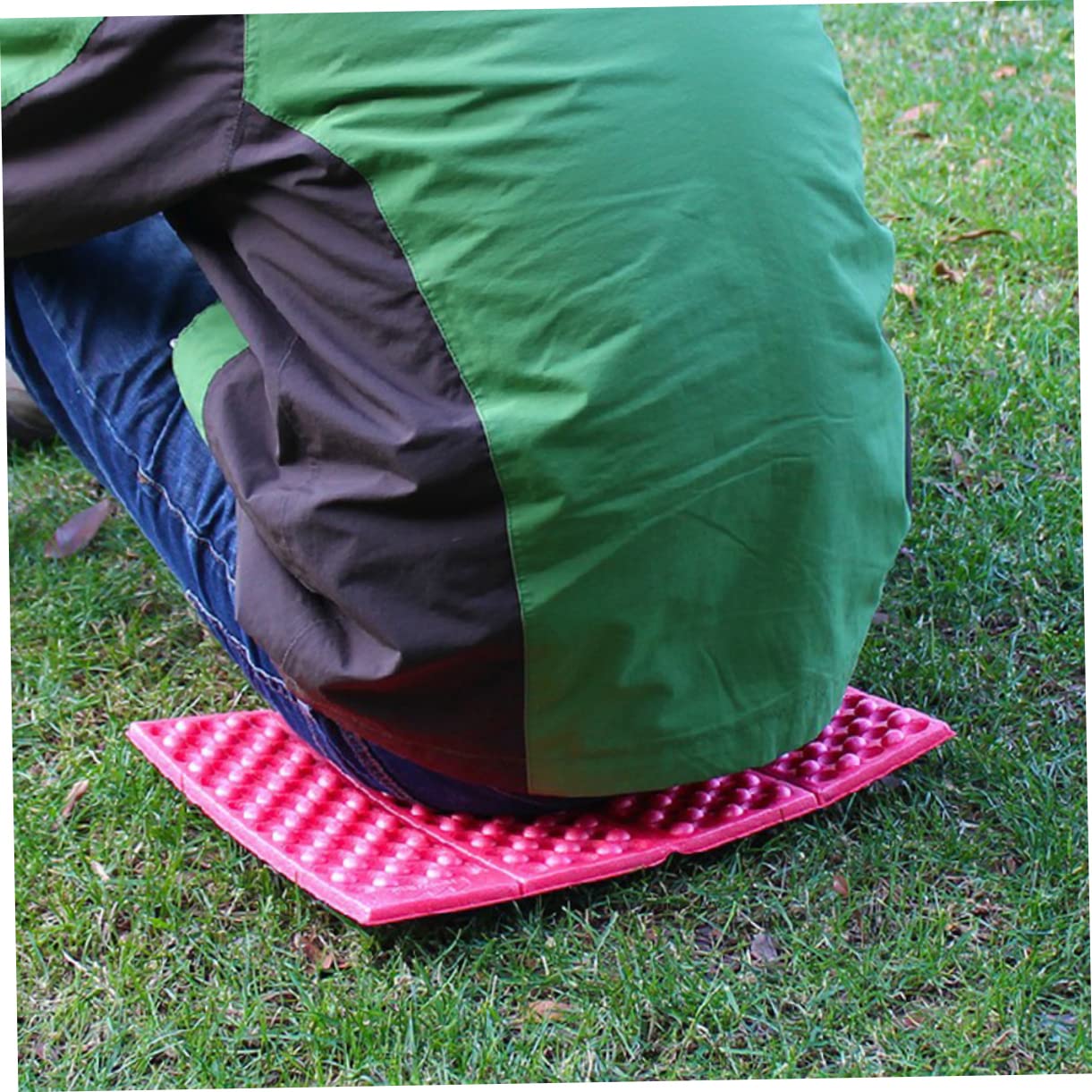 VANZACK 2pcs Folding Xpe Camping Cushion Mat Lightweight Portable Seat Pad for Picnic Park and Outdoor Activities Ultra Comfortable Honeycomb Design Easy to Carry Orange