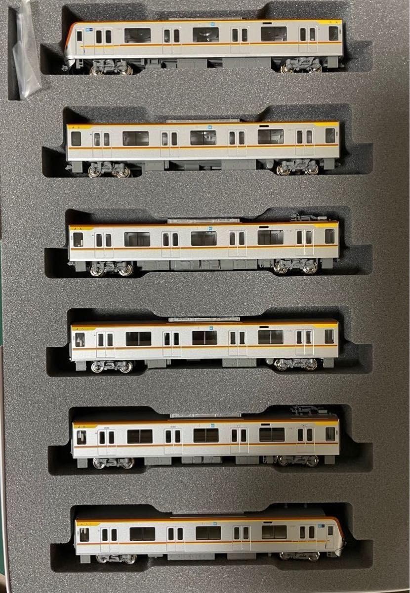 Amazon.co.jp: KATO東京メトロ有楽町線副都心線17000系6両基本＋増結10 