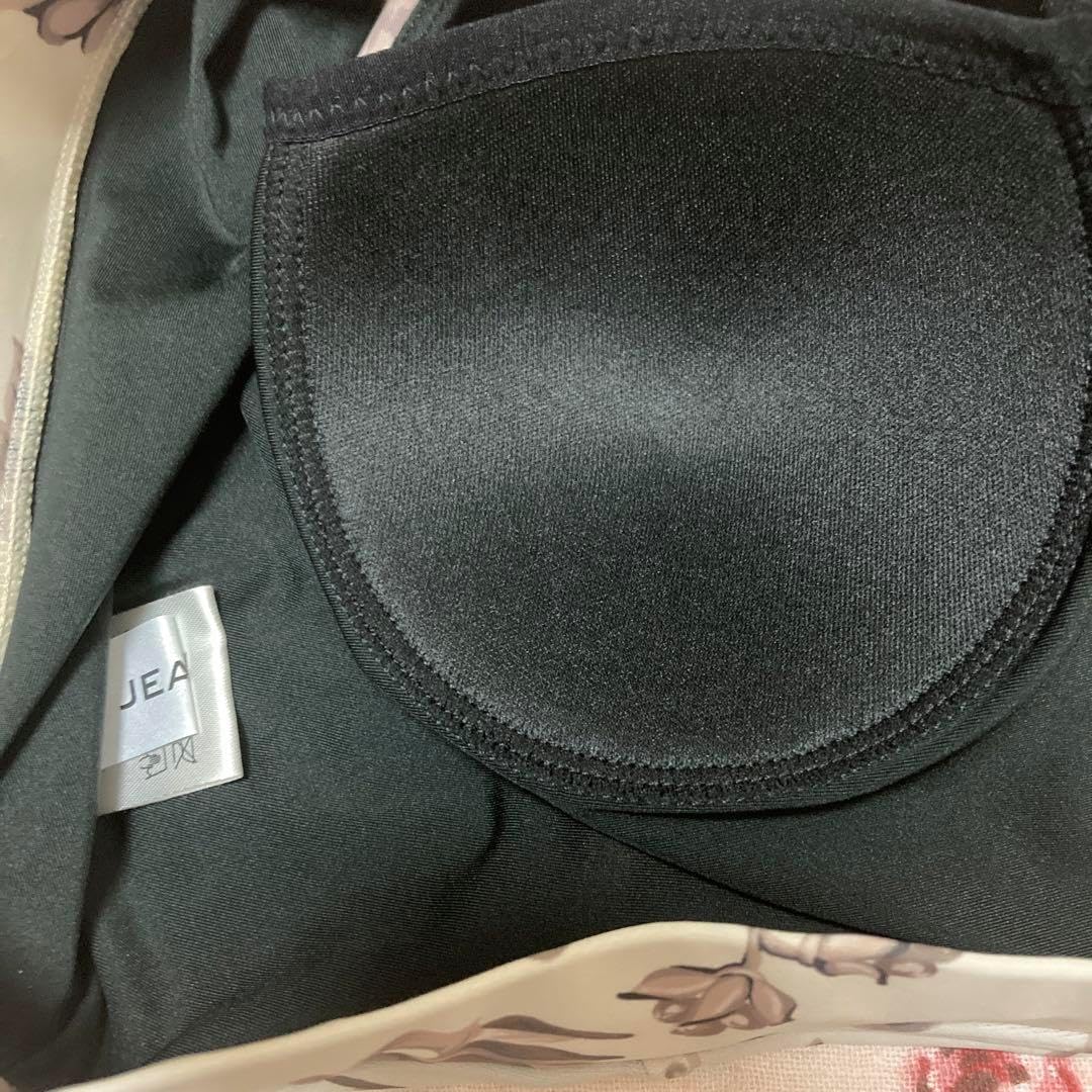 新品未使用 ＊ ジーナシス ブラ＆レギンス レトロフラワーヨガセットアップ L 未使用 ＊ ジーナシス ブラ＆レギンス レトロフラワーヨガ