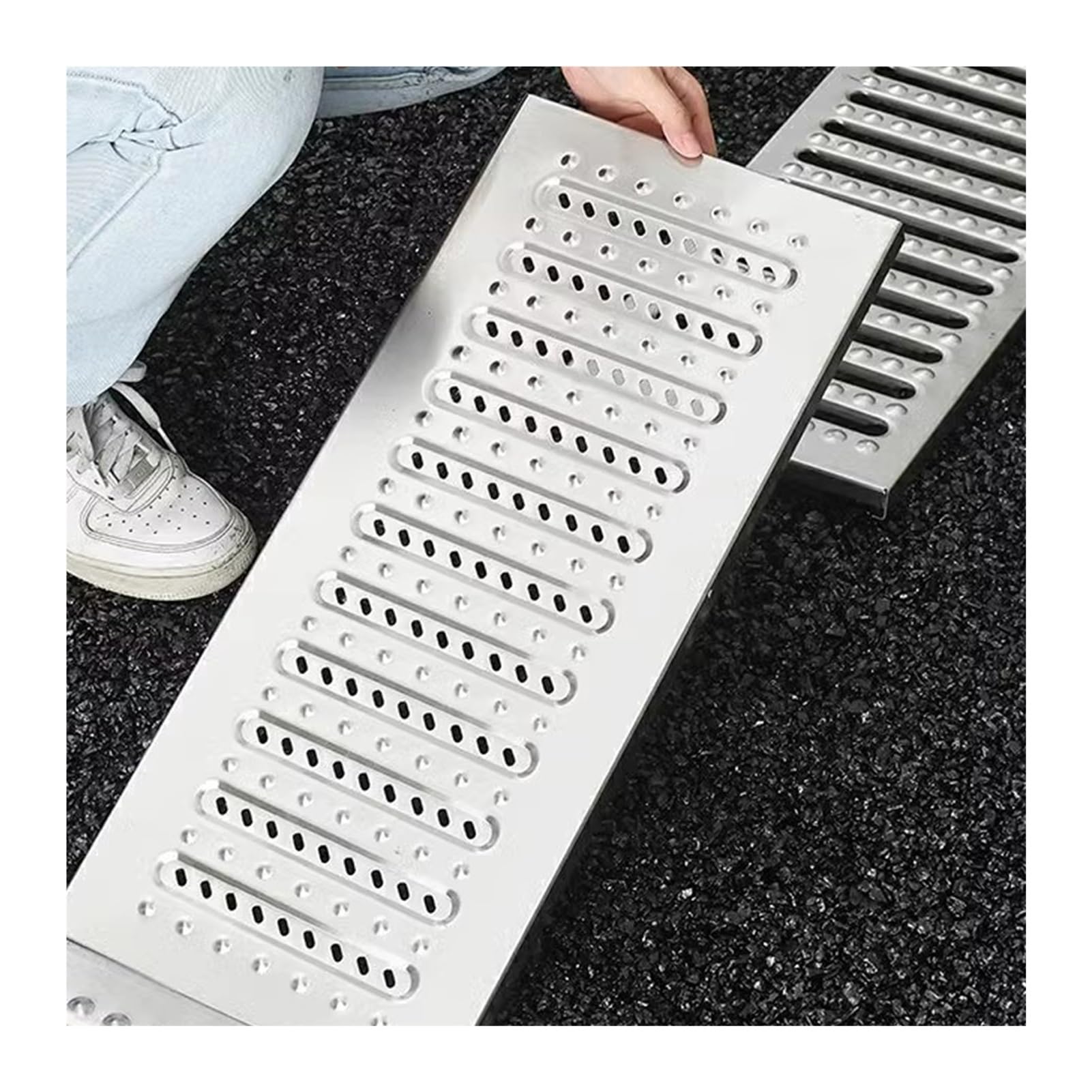 Genérico Rejilla de Drenaje de Acero Inoxidable de 58x35x2,5 cm - Diseño Antideslizante para Garaje, Entrada de vehículos, Patio, jardín, terraza y Cocina - Solución de Drenaje Duradera