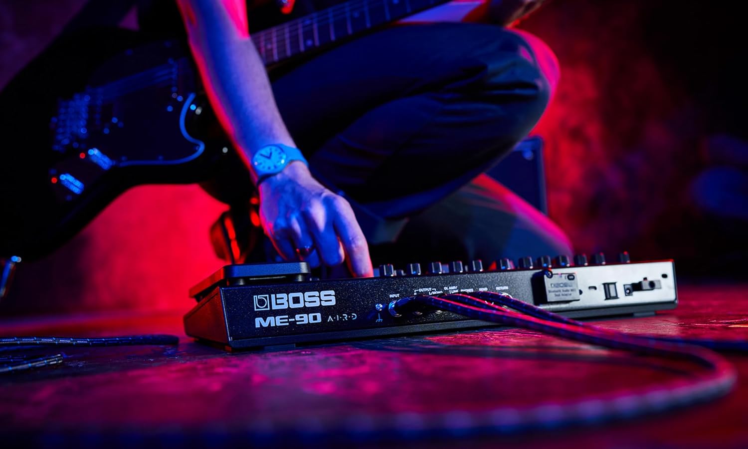 Boss ME-90 Guitar Multiple Effects Bundle with Gearlux Power Supply, Instrument Cable, Patch Cable, and Picks