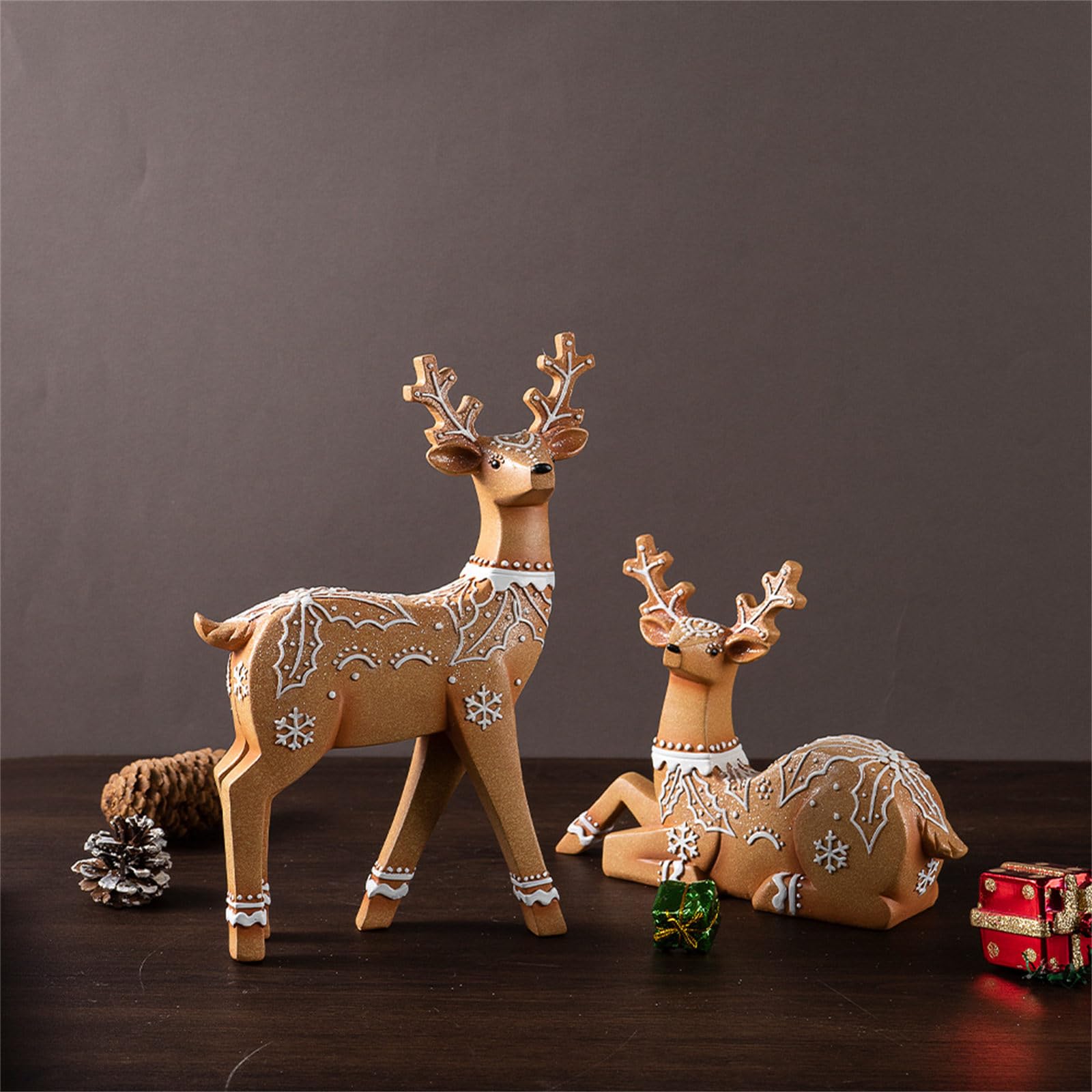 Figura de reno hecha a mano de resina, perfecta para decoraciones de festivales, interiores y exteriores, estatua de ciervo para mantel, decoración de ventana de Navidad