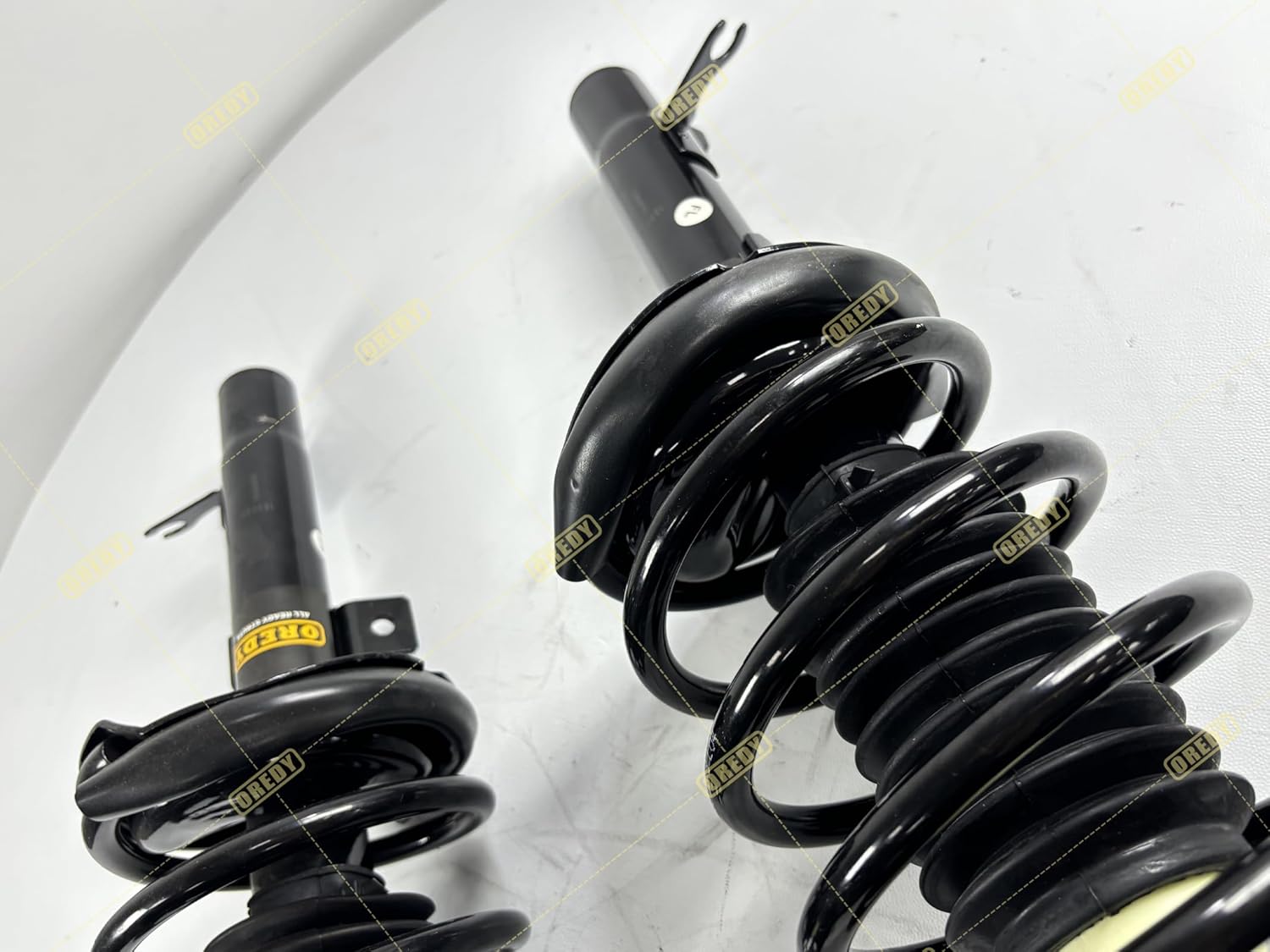 OREDY 171504 171505 Front Struts & Coil Springs for Ford Focus 2000 2001 2002 2003 2004 2005 Complete Left & Right Side Strut Assembly - Set of 2