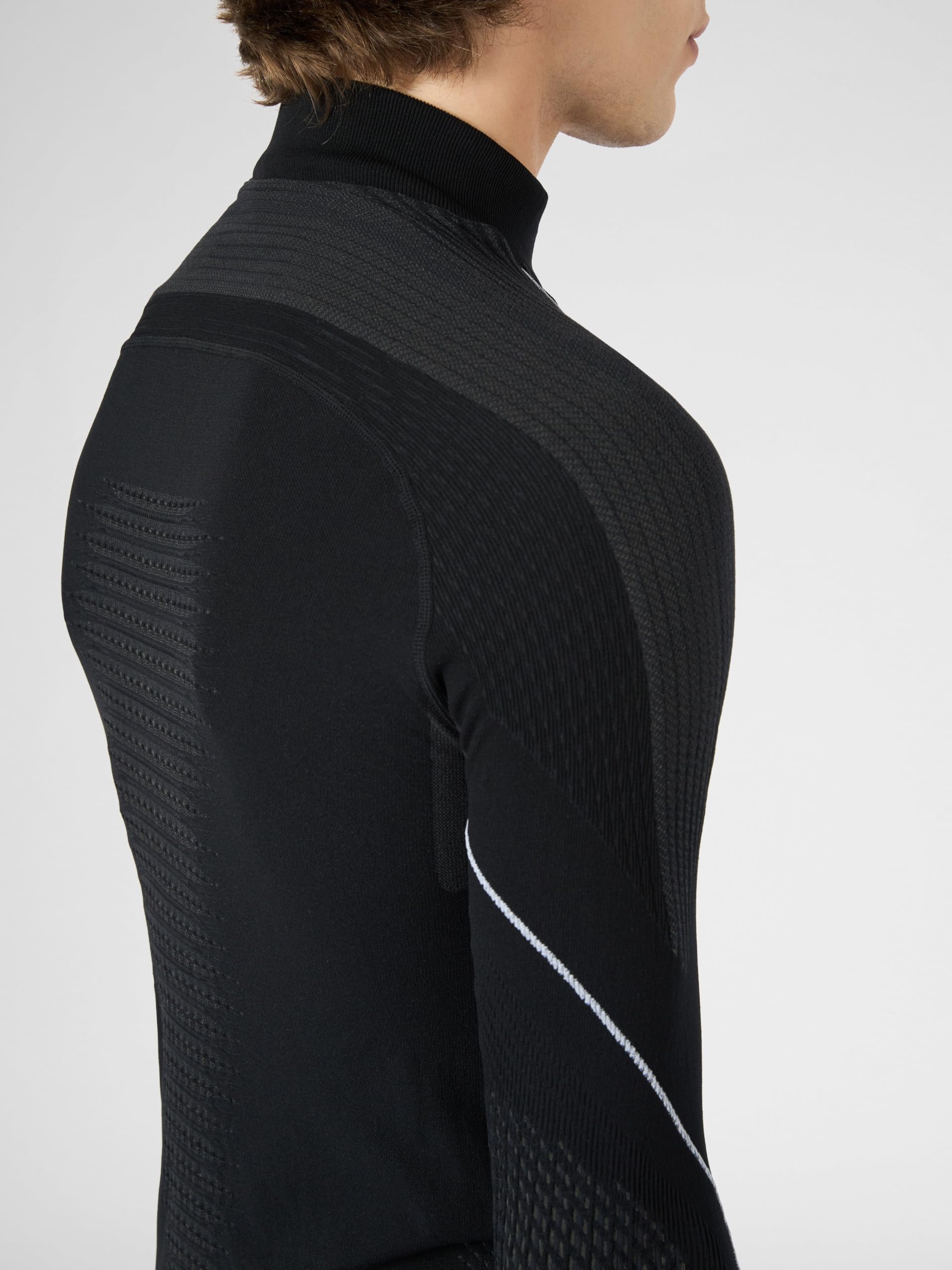 UYN Men's Evolutyon Uw Lg_sl.Turtle Neck T-Shirt