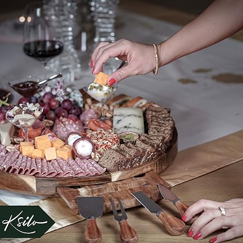 Miniatura 7 de Ksilo Juego de tablas redondas extra grandes, 17 pulgadas, tabla de queso de madera de acacia de primera calidad y juego de cuchillos con plato de