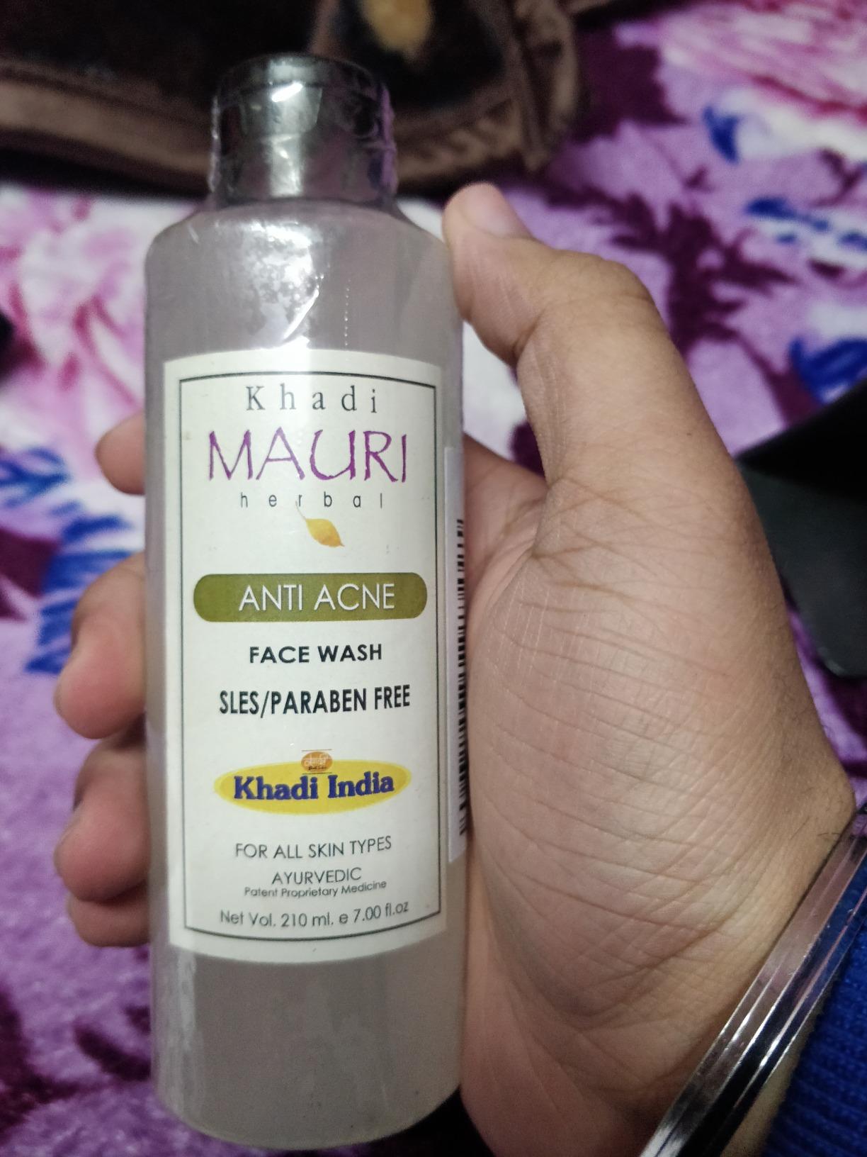 Khadi Mauri Herbal Anti Acne Face Wash For Fights Pimples & Unclogs