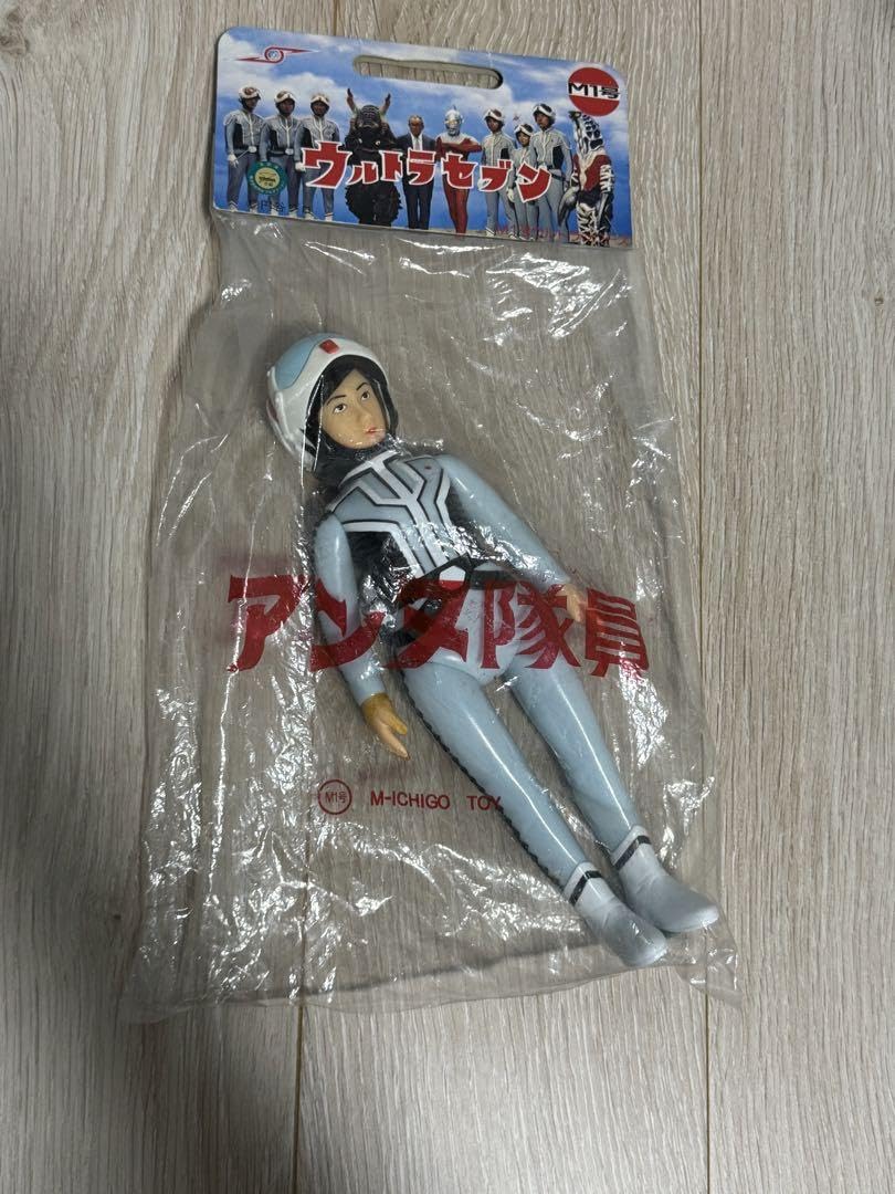Amazon.co.jp: M1号 アンヌ隊員 ウルトラセブン : おもちゃ