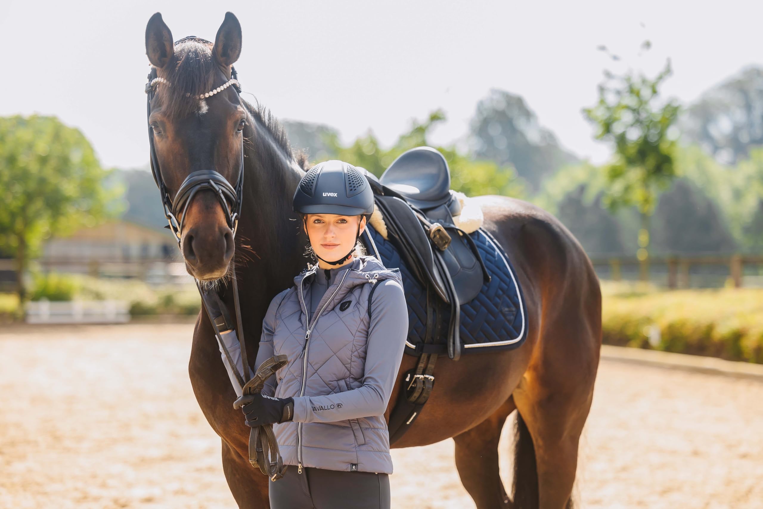 uvex exxential III MIPS - Lekki kask jeździecki unisex - indywidualna regulacja rozmiaru - granatowa mata M-L