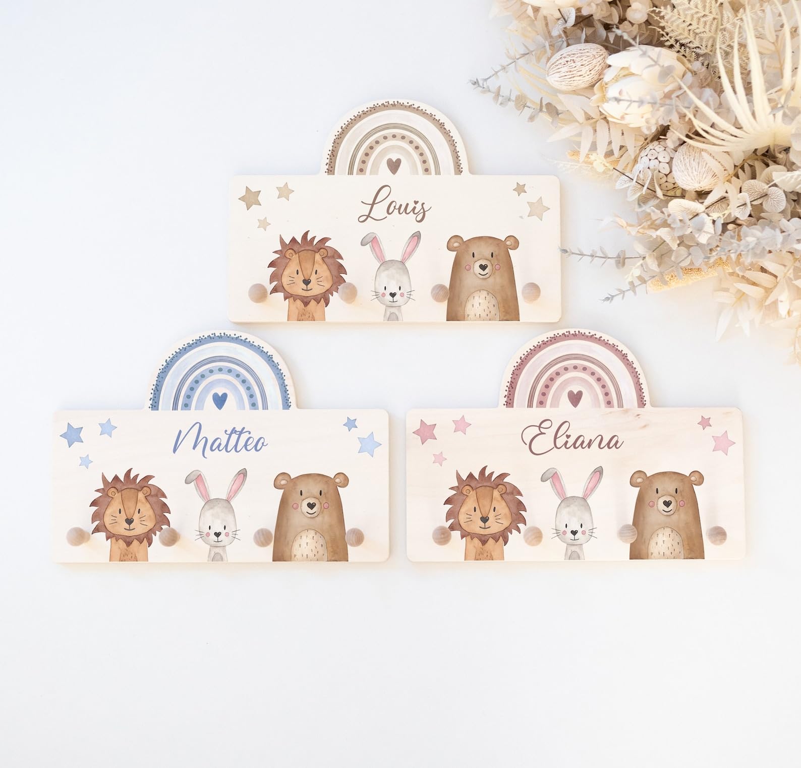 wunderwunsch® - Personalisierte Garderobe Kinder mit Spezial-Druck (inkl. 4 Haken)- Kinderzimmer Deko, Taufe Geschenk, Kindergeschenke, Geburt Geschenk (Tiere Regenbogen beige)