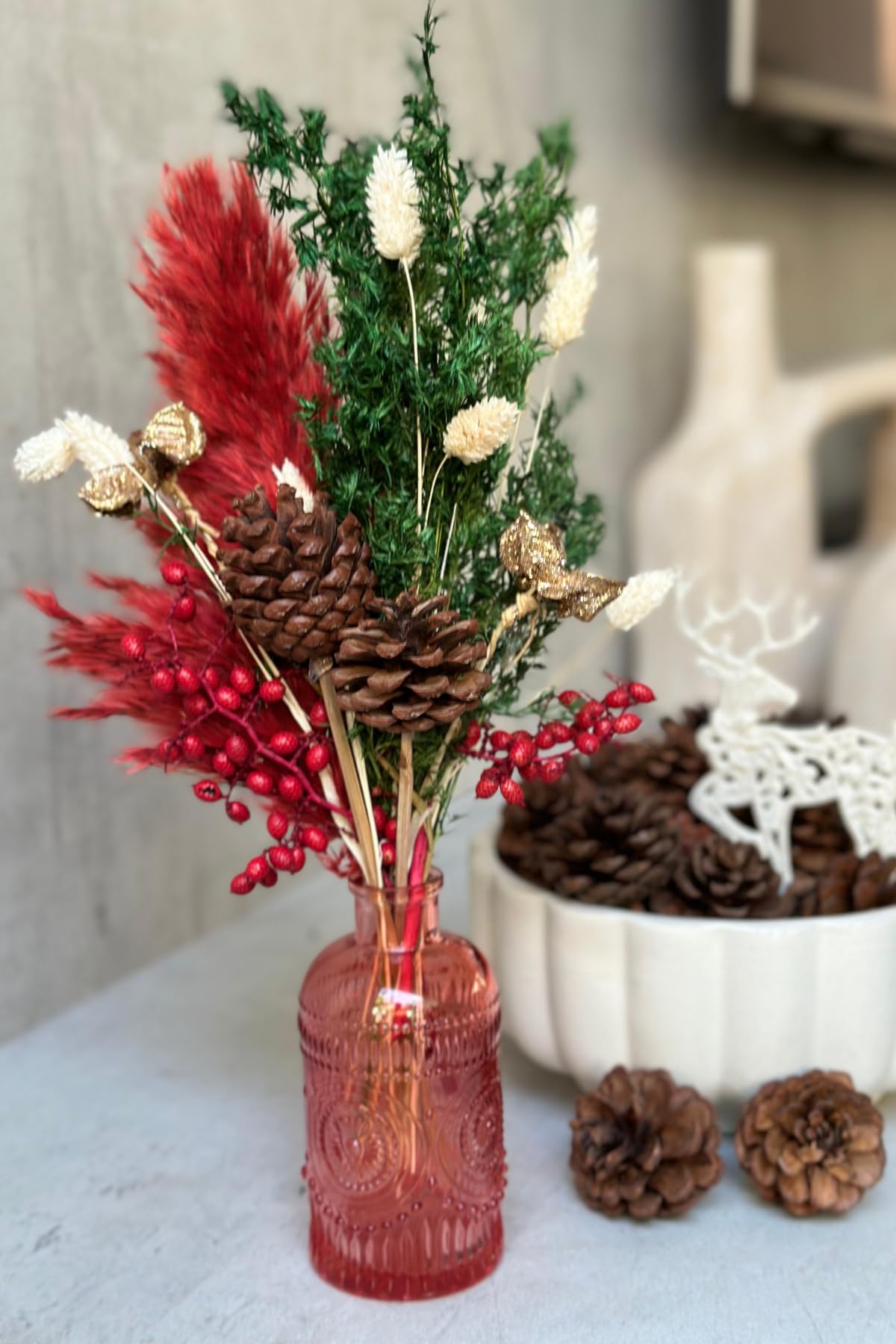 Coastal Habitat Christmas Decor| Decorative Dried Flowers for Home, Office, Living Room | Decoration for Xmas Party/New Year| Perfect for Gifting (Vase Included)