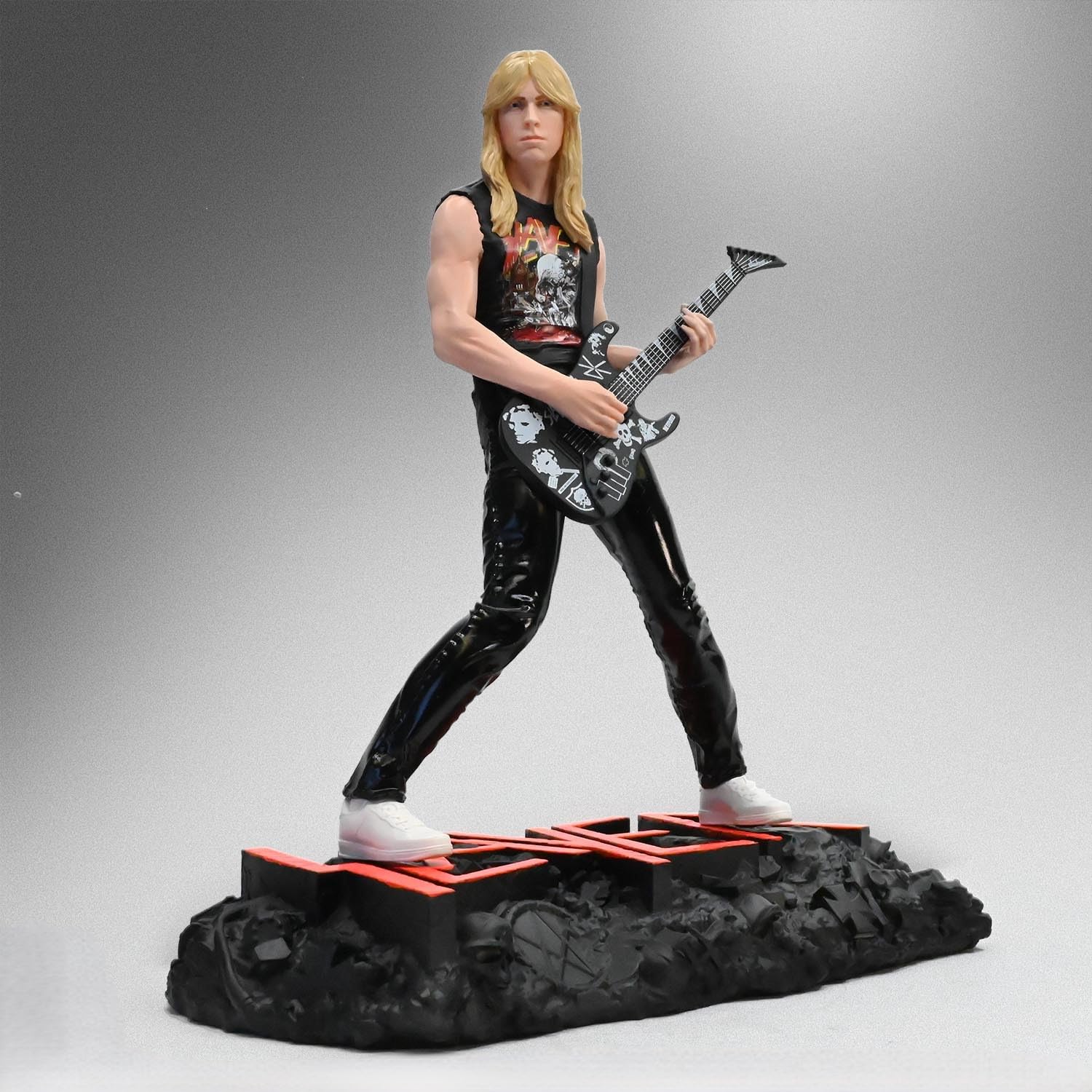 KnucklebonzSlayer Jeff Hanneman II Statue