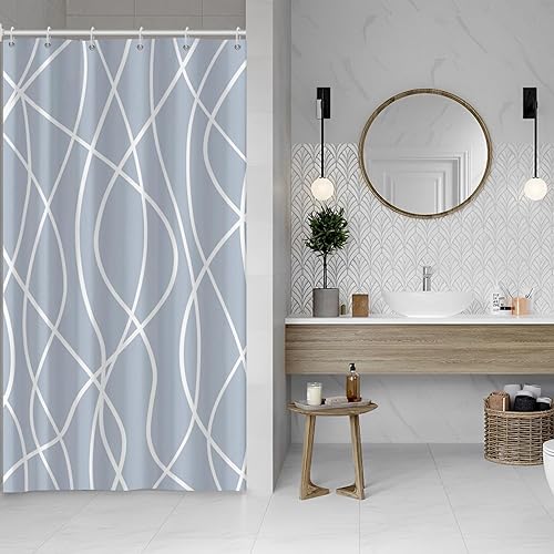 Miniatura 201 de Cortina de ducha pequeña a rayas gris claro degradado para baño, 36 x 72 pulgadas, juego de cortina de ducha geométrica para cabina de RV con Gris