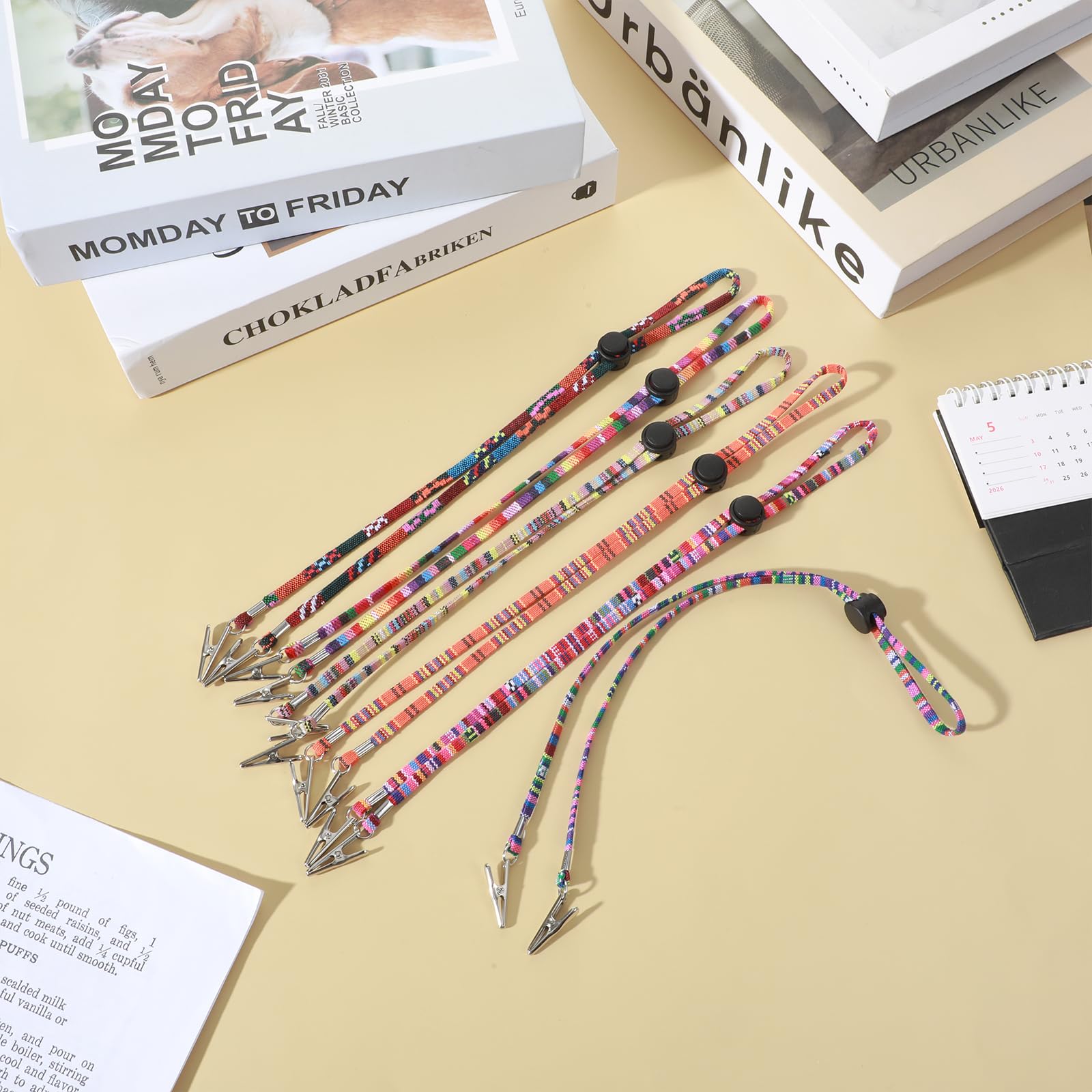 Ouligay 6 sztuk łańcuszków na serwetki z klipsem, regulowane klipsy do serwetek w stylu folklorystycznym, 60 cm, spinacze do serwetek, łańcuszek z klamerkami, lekki uchwyt na serwetki, przenośne