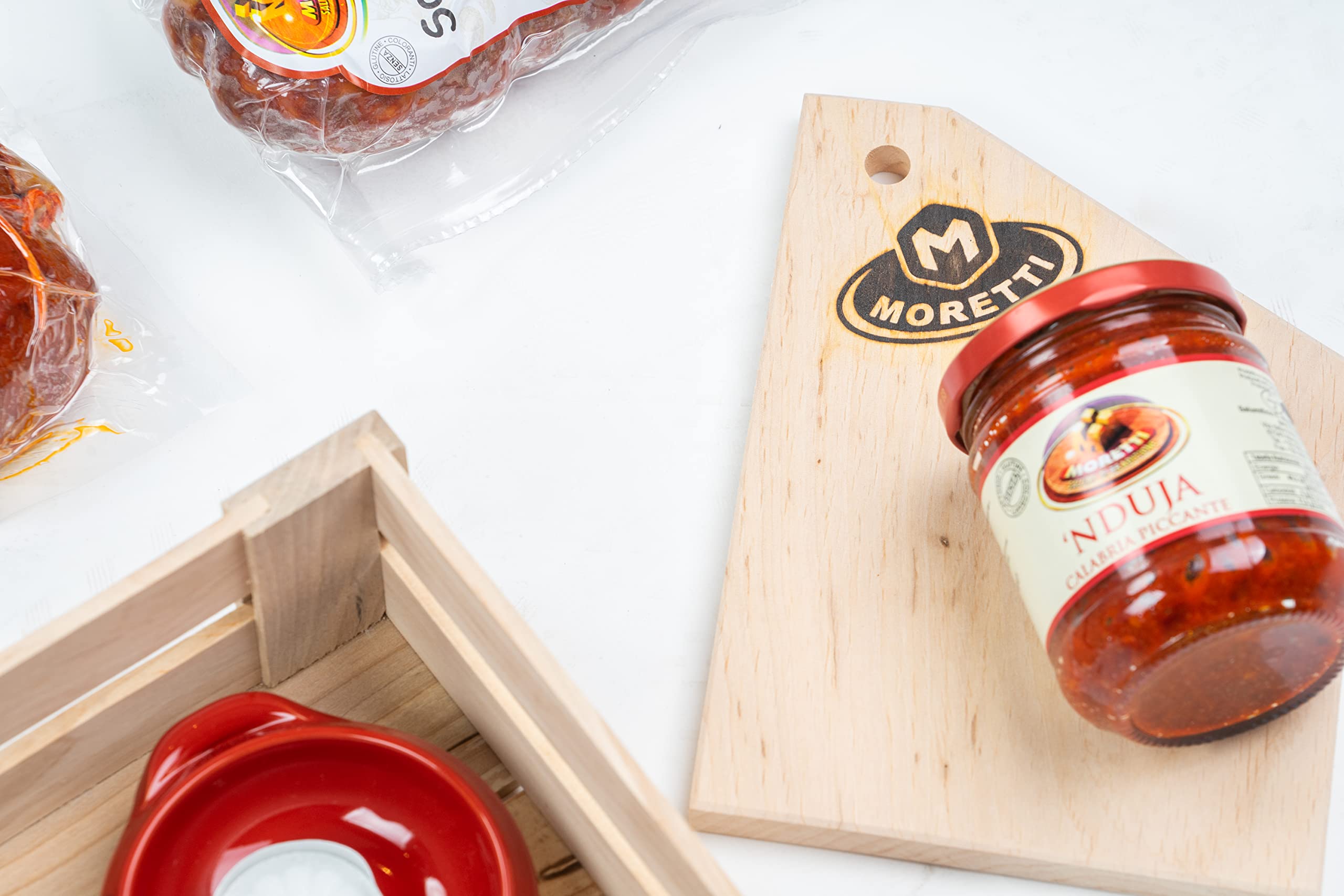 Moretti® Coffret Cadeau Salami Et Accessoires | Spécialités de salami de Calabre | voyage dans le goût sucré et épicé | Diverses combinaisons | De nombreux accessoires pour la maison (mixte)