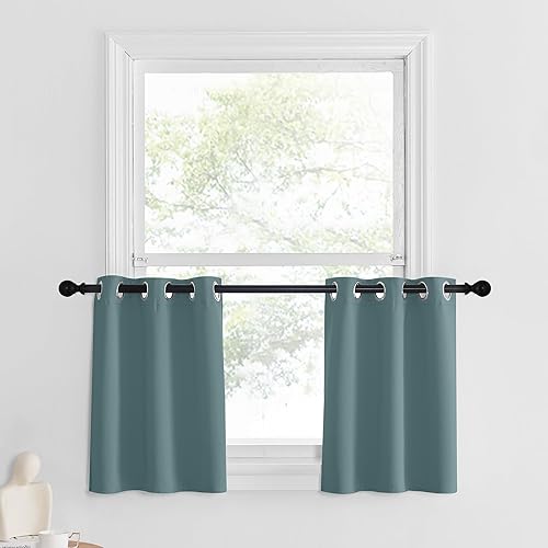 Miniatura 220 de NICETOWN Cortinas Opacas para Ventana de Guardería - Tratamiento de Ventana con Parte Superior de Ojales, Paneles de Cortinas Opacas (Verde Biscotti