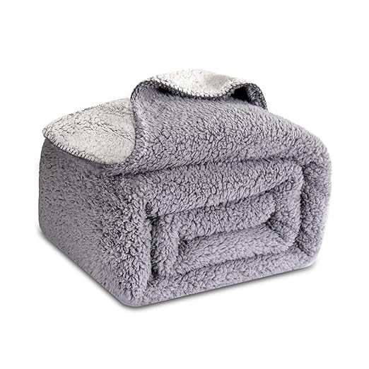 LAGHCAT Sherpa Thick Blanket, Double Side Sherpa Fleece Blanket, Cozy Warm Sherpa Throw Blanket in The Whole Winter. Fuzzy Fluffy Soft Twin Size Grey Blanket Suitable for Couch Bed(60