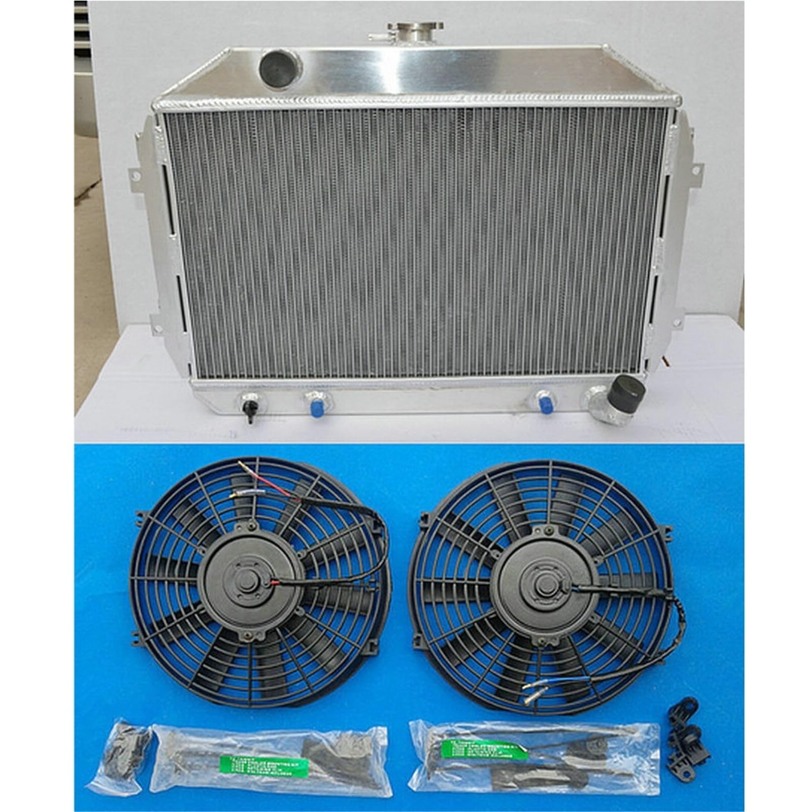 Radiador de aluminio 3 filas y 2 ventiladores compatibles con NISSAN Datsun 240Z/260Z AT/MT (1970-1975)