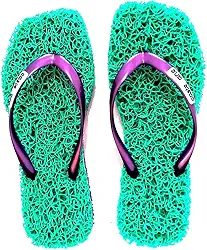 Chinelo Square Confort indicado para pessoas que sofrem com Esporão de Calcâneo, Fascite Plantar, Hiperidrose Plantar e Neuroma de Morton, Massageador para os pés, sensação de estar pisando em um tapete leve e macio tornando seu caminhar mais confortável a cada passo.