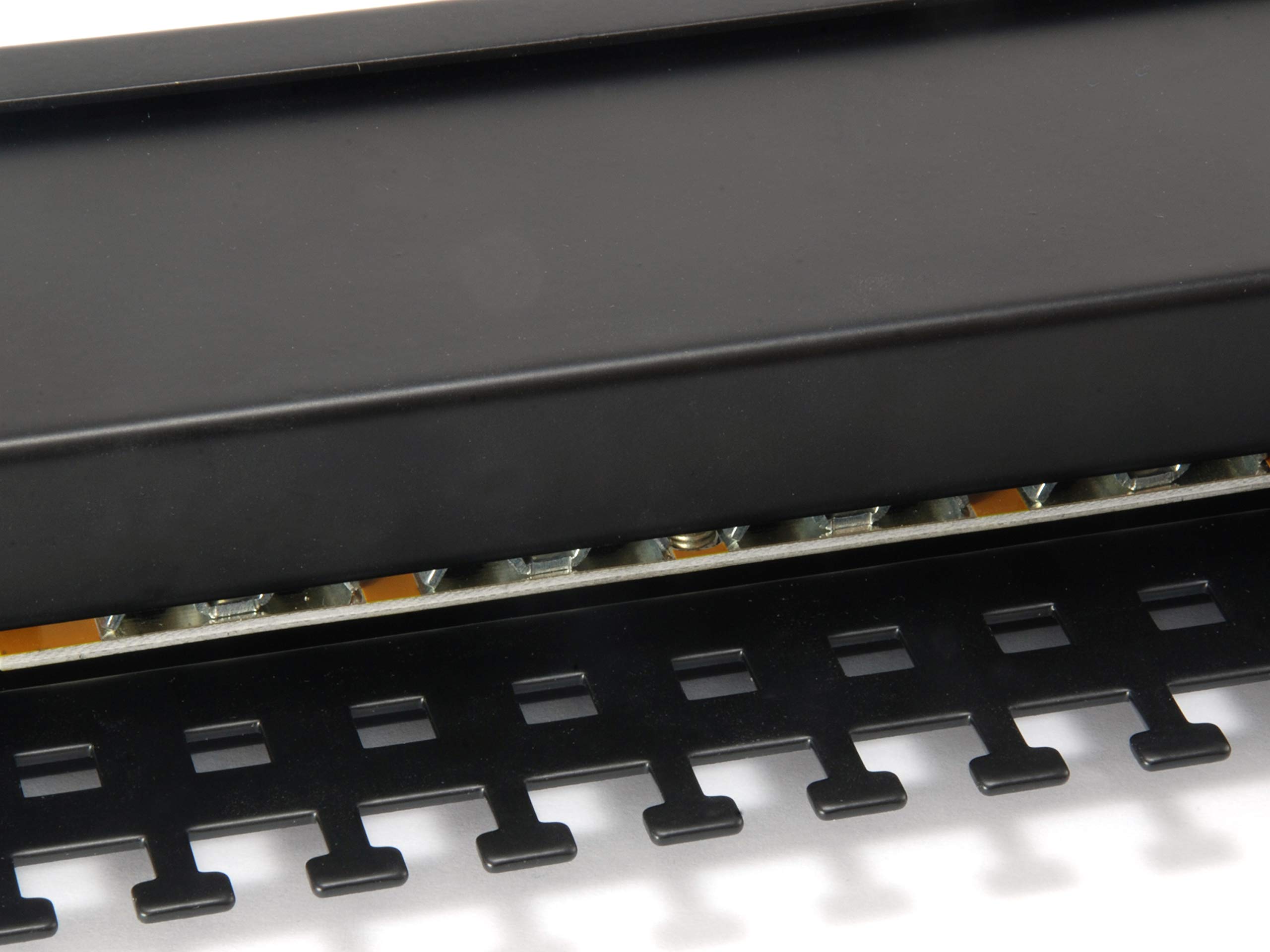 Equip panel patch 24x RJ45 Cat6 19" 1HE czarny