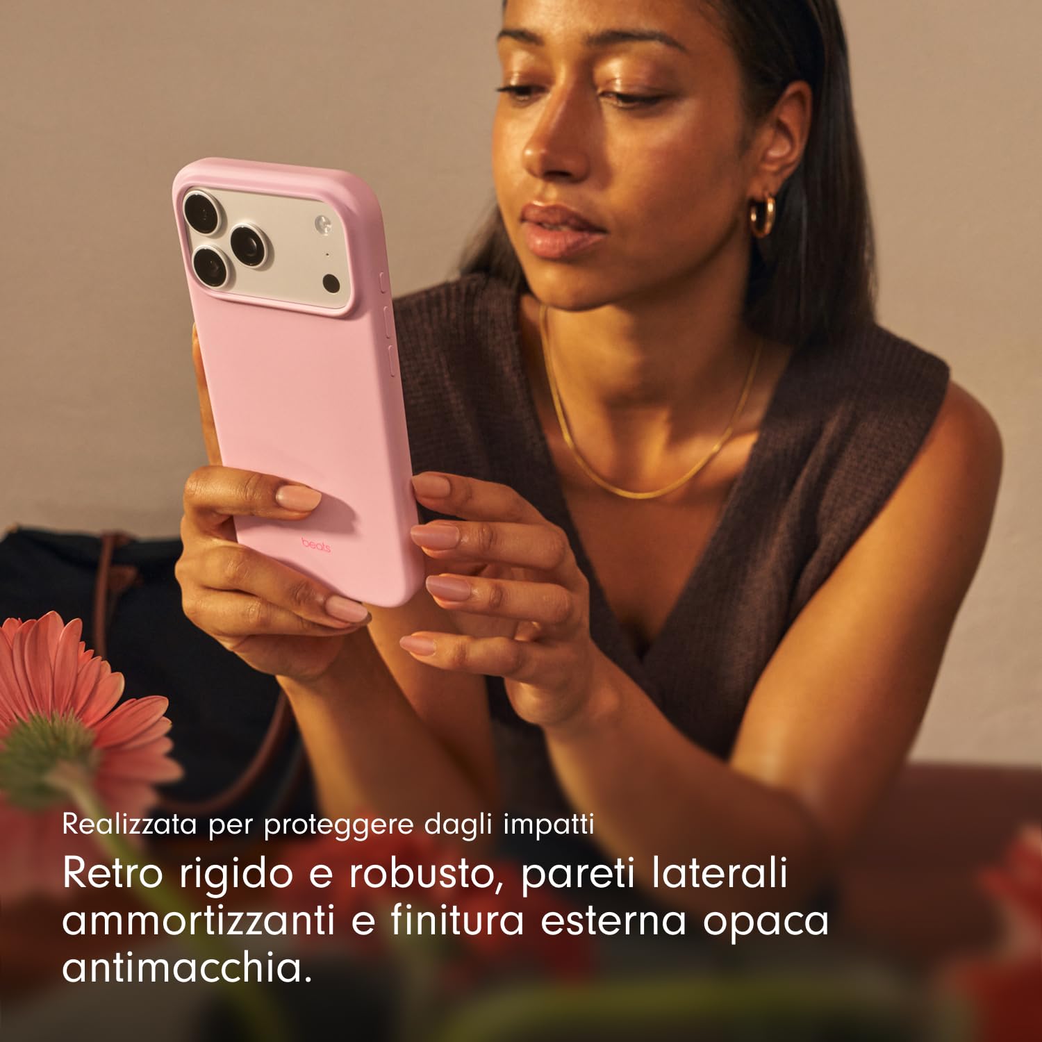 Beats Custodia per iPhone 17 Pro Max con MagSafe e Controllo fotocamera, finitura opaca, fodera in microfibra – Rosa ciottolo