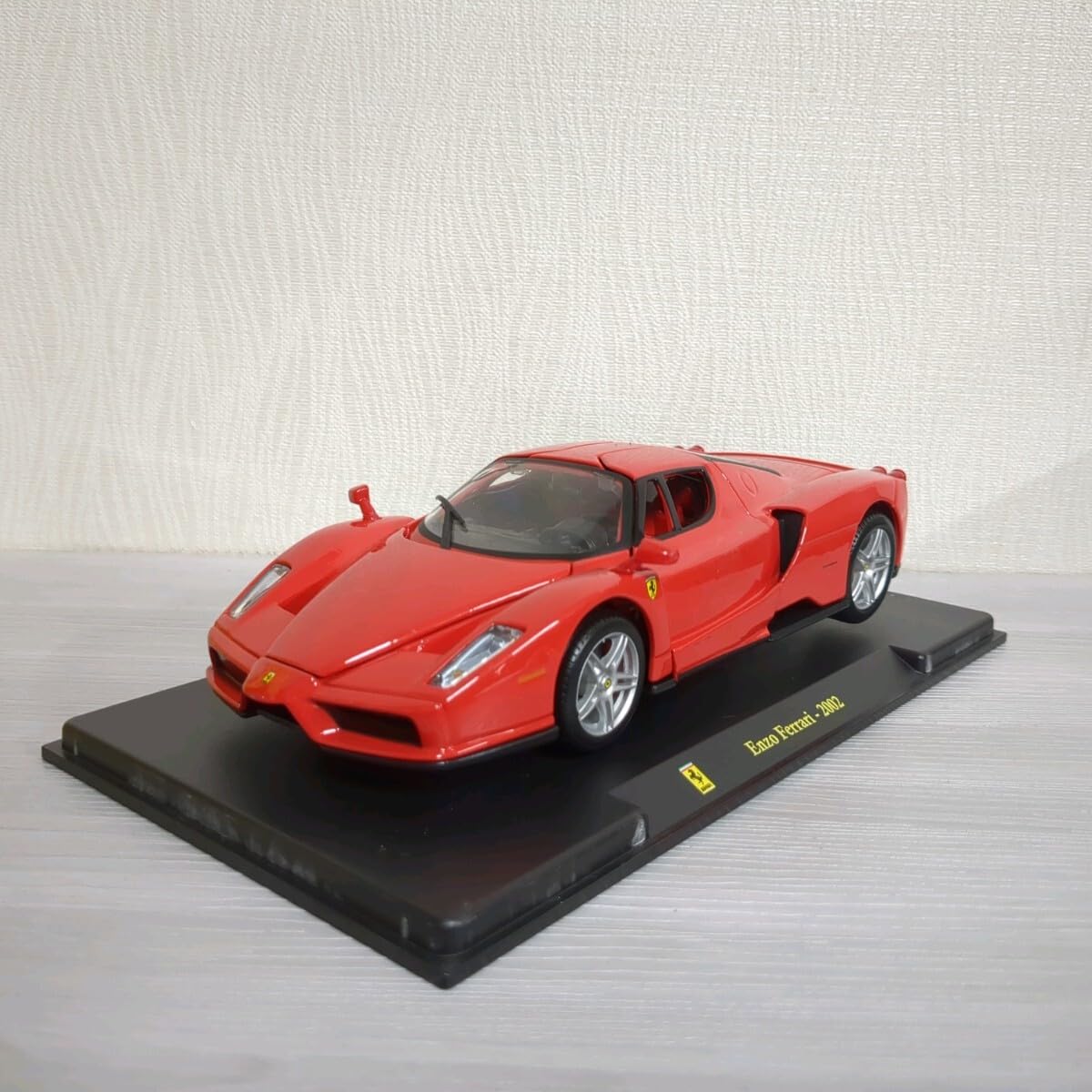 完成品・ディアゴスティーニ エンツォフェラーリ2002 1/8 模型 Amazon | 1/24 Enzo 2002 フェラーリ エンツォフェラーリ