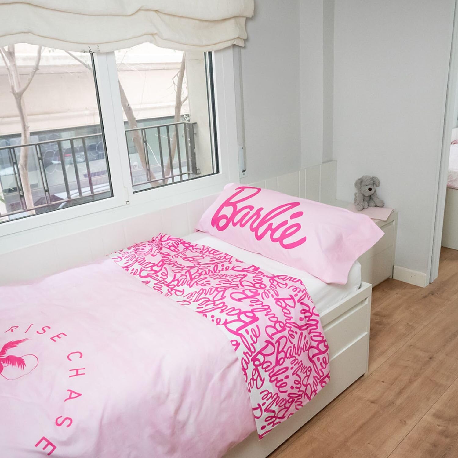 Burrito Blanco | Juego de Sábanas Barbie 100% Algodón Cama 90 Rosa | 3 Piezas: Bajera, Encimera y Funda Almohada | 144 Hilos | Tacto Suave | Larga Duración | Fácil Planchado | Apto Secadora