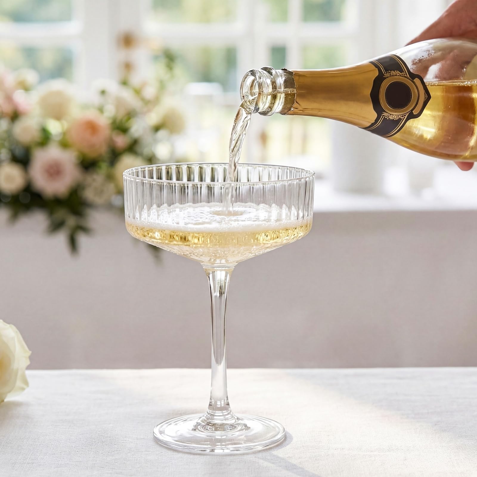 Juego de 6 copas cupé acanaladas Champagne Tower de 8 oz, copas de Martini clásicas transparentes for bodas, fiestas de cumpleaños y bares Vaso para bebidas