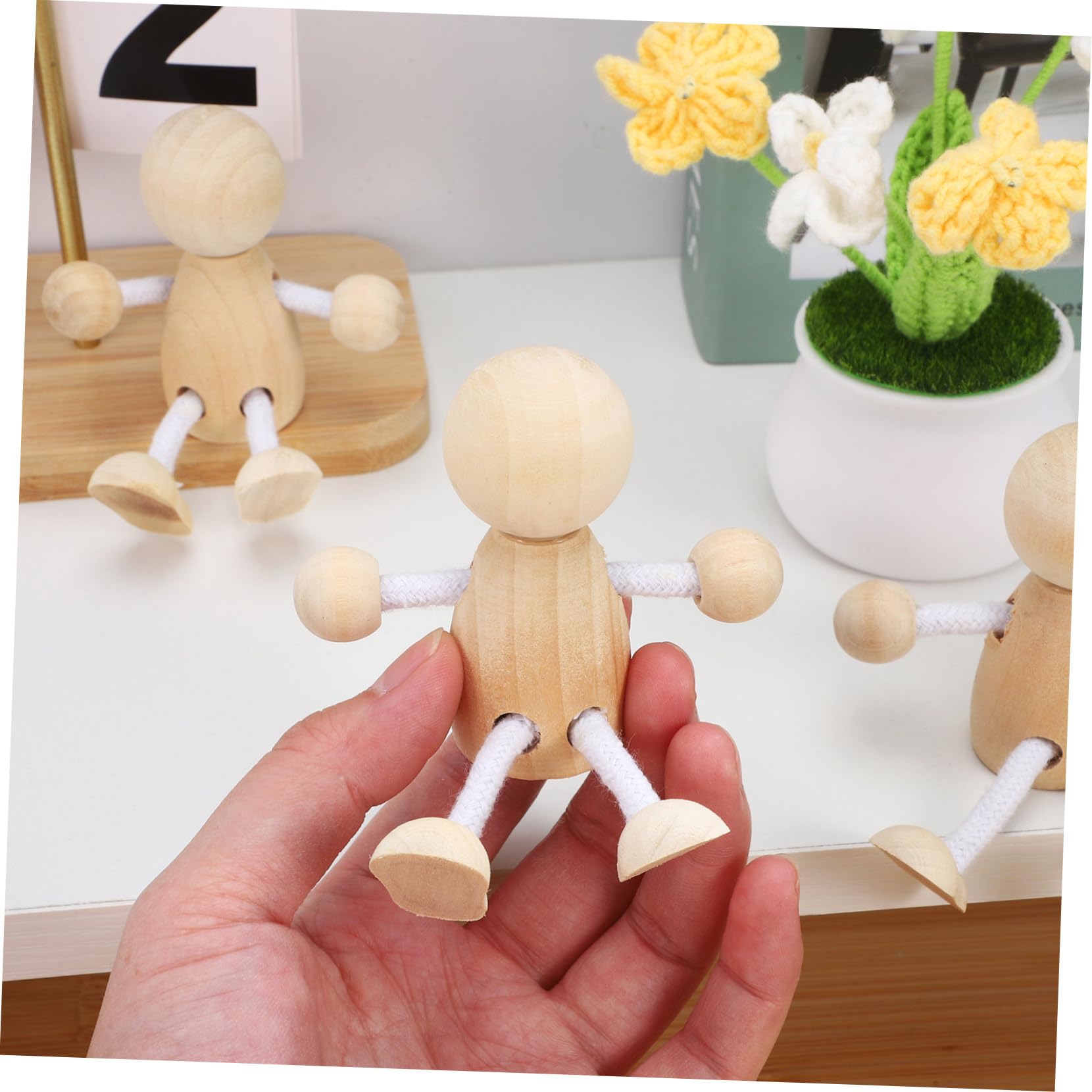 16 Piezas Muñecas de Madera Pequeñas para Pintar de DIY Figuras de Clavijas para Manualidades Juguete Educativo para Adolescentes Arte Artesanal Seguro y Duradero