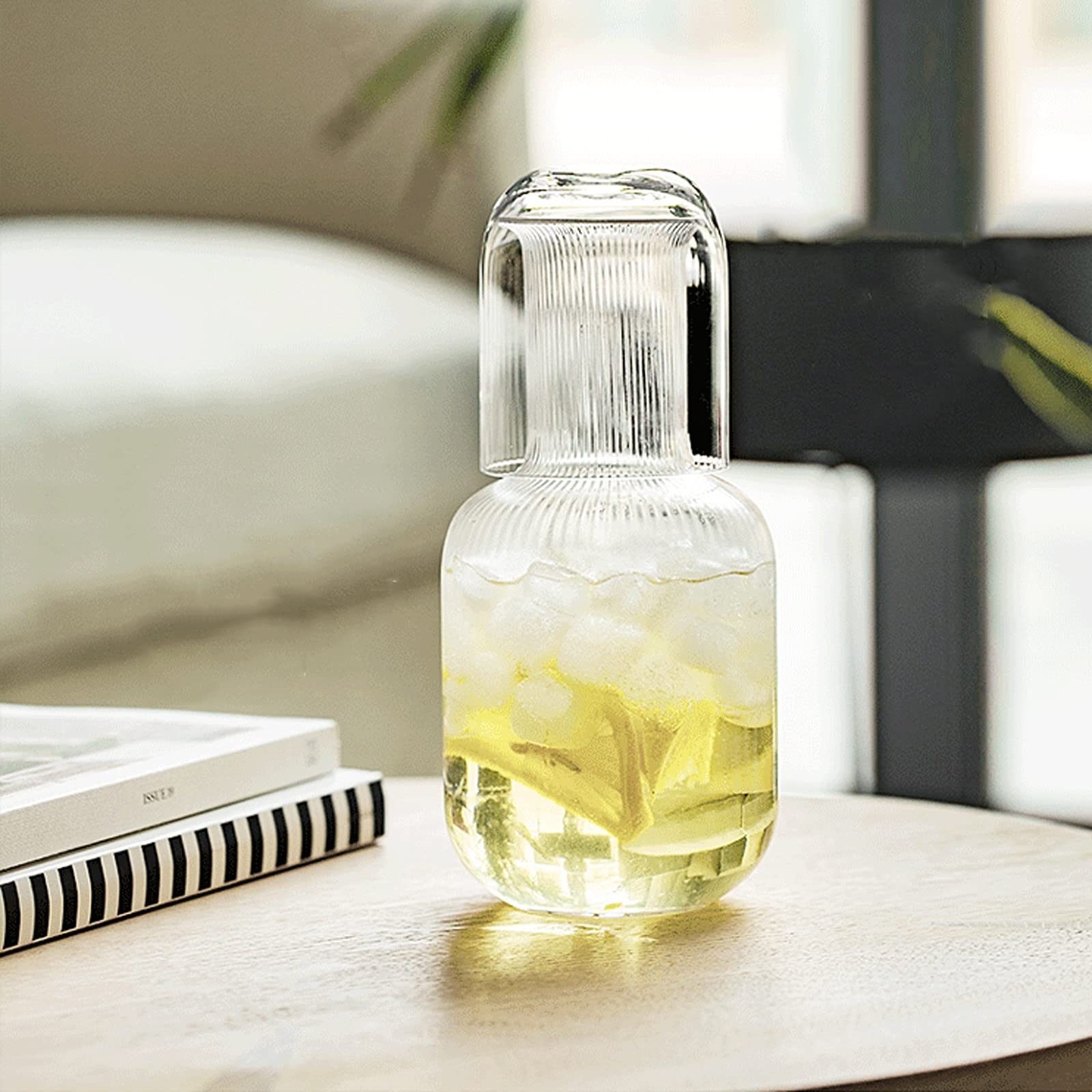 Cruche 27 onces Pichet en verre simple avec une tasse d'eau Chaîne Vertical Motif Cruche à eau froide for le lait, le jus, les boissons chaudes et froides Cruche a Eau