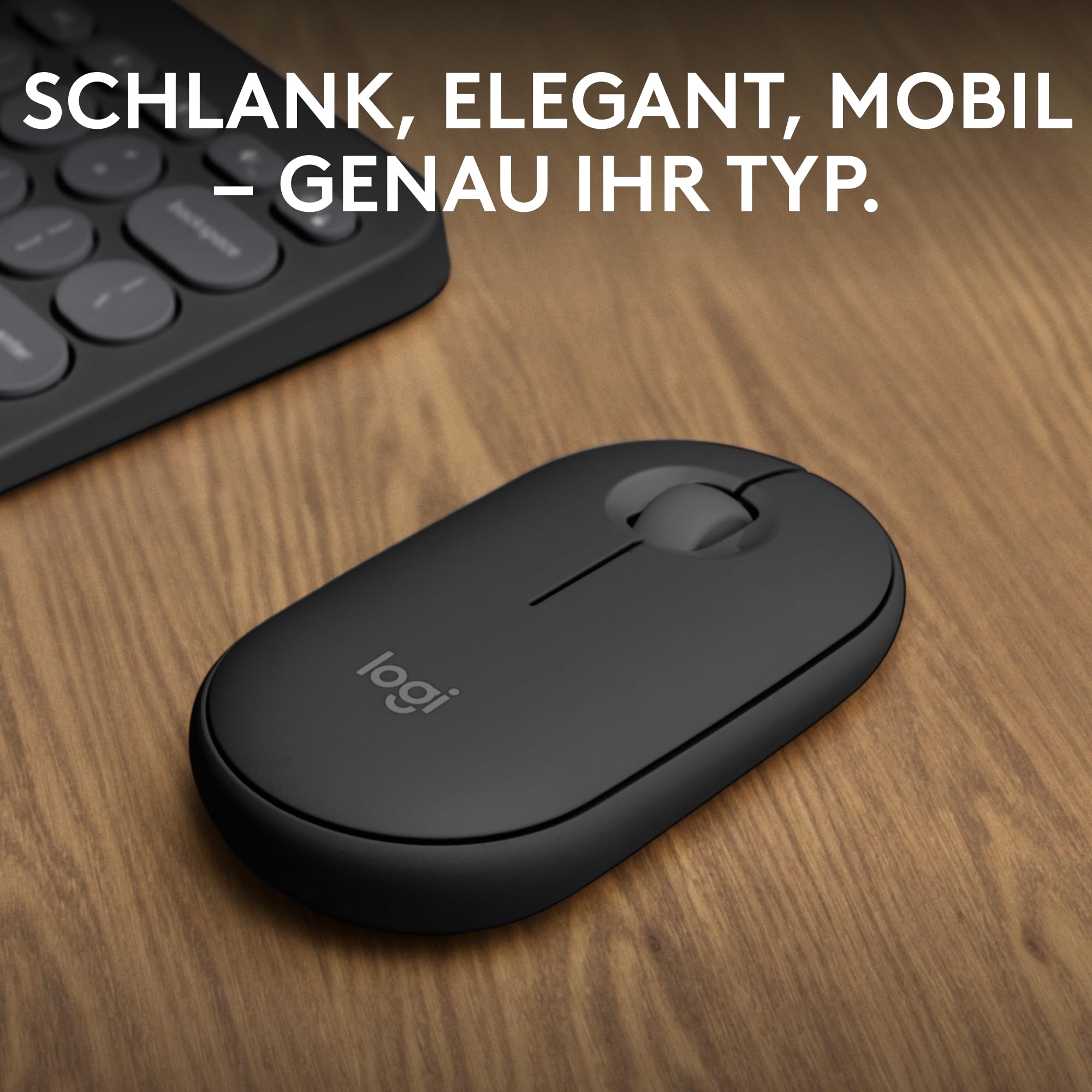 Besuche den Logitech- Logitech Pebble Mouse 2 M350s schlanke kabellose Bluetooth-Maus, mobil, leicht, anpassbare Taste, leise Klicks, Easy-Switch für Windows, macOS, iPadOS, Android, ChromeOS - Grafit in use