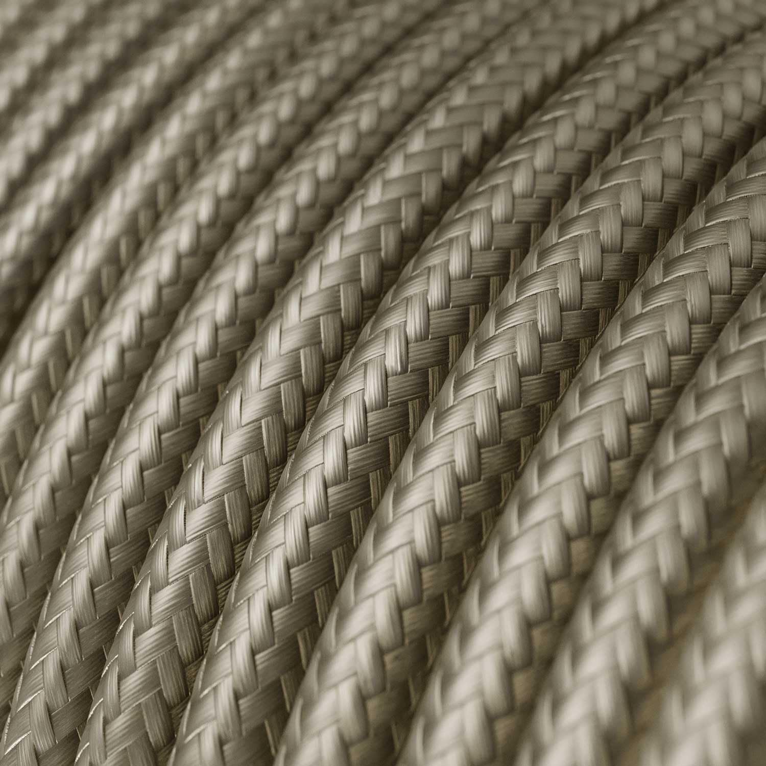 creative cables - Lampada a Sospensione Multipla a 3 Cadute Completa di Cavo Tessile e Finiture in Metallo - Montato, Senza Lampadina, Titanio Satinato