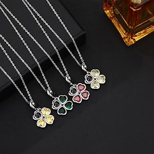 Eq　Jiminy craft language　ill his clover Buy small knife for geometric whittling wood online