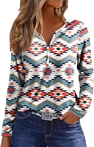 Bellelily Camisetas de manga larga para mujer, estampado de vaca azteca, estilo Henley, camisetas gráficas para mujer, estilo casual, cuello en V,